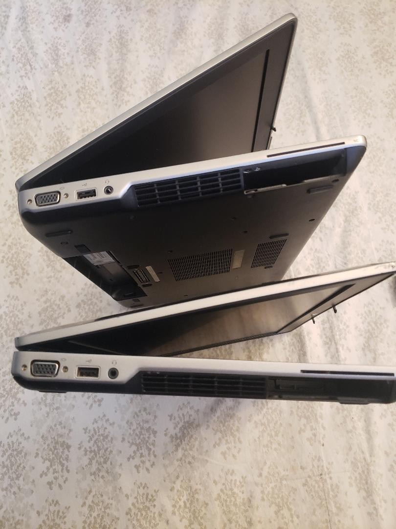 Lot of ( 2 ) Dell 15.6″E6520 i5-2520M 2.50GHz 8GB, NO Adapter, HDD ,Battery