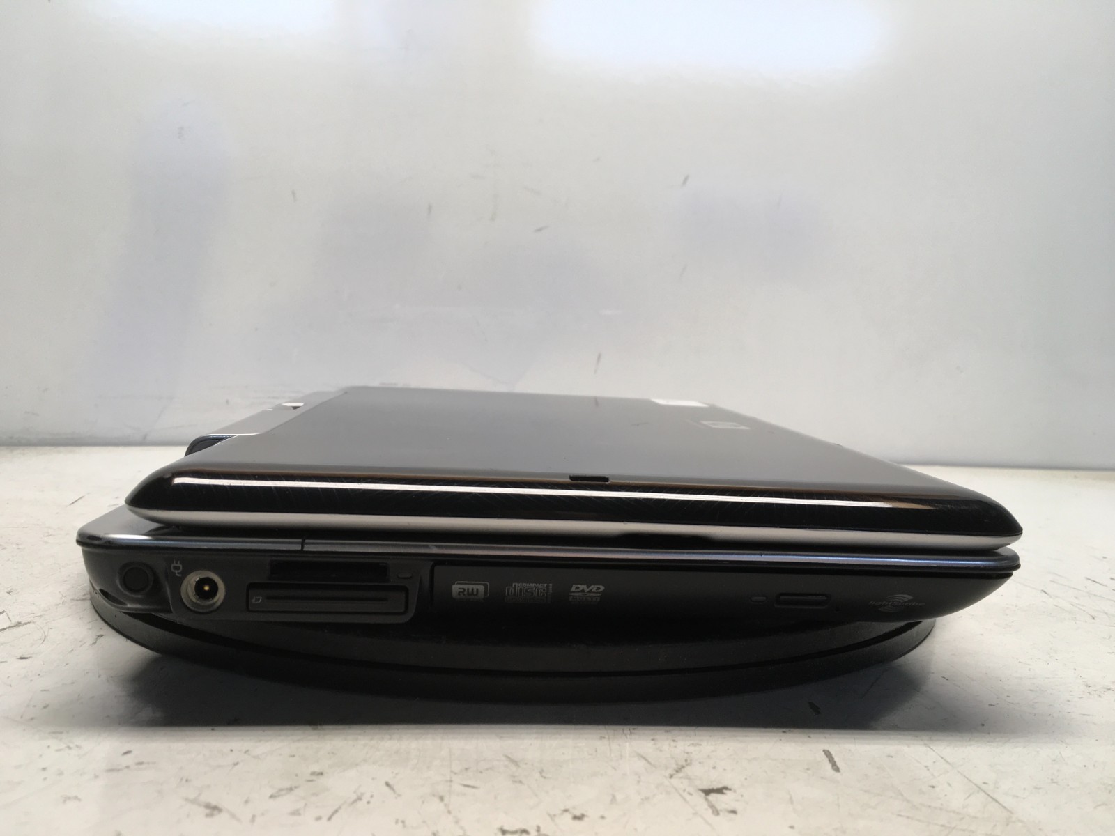 HP Pavilion TX1000 AMD Turion 64 X2 Dual-Core 1.8GHz NO HDD