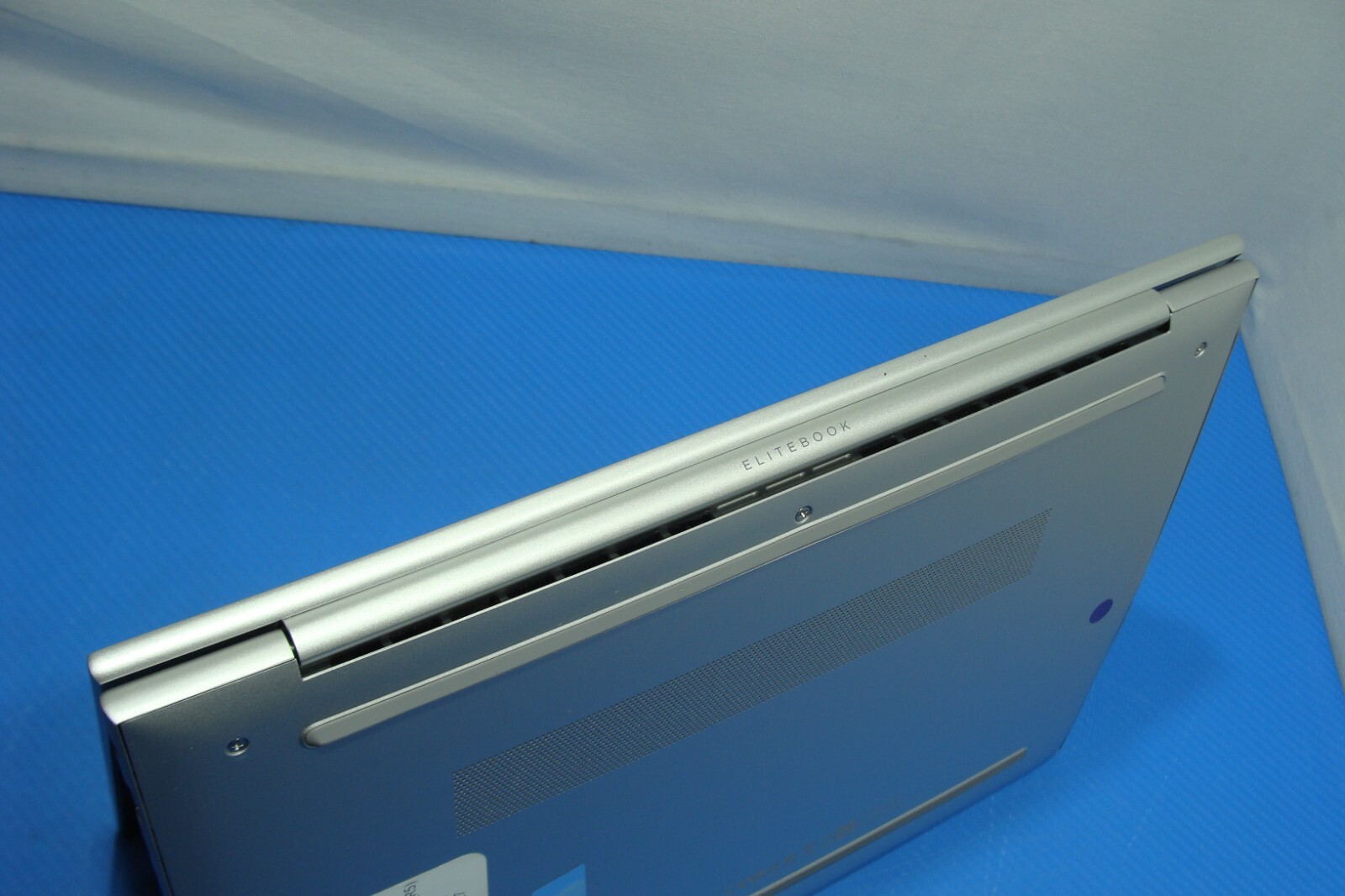 HP EliteBook 845 G10 laptop 14″FHD+AMD Ryzen 5 PRO 16GB 256GB WRTY2027 11 cycles