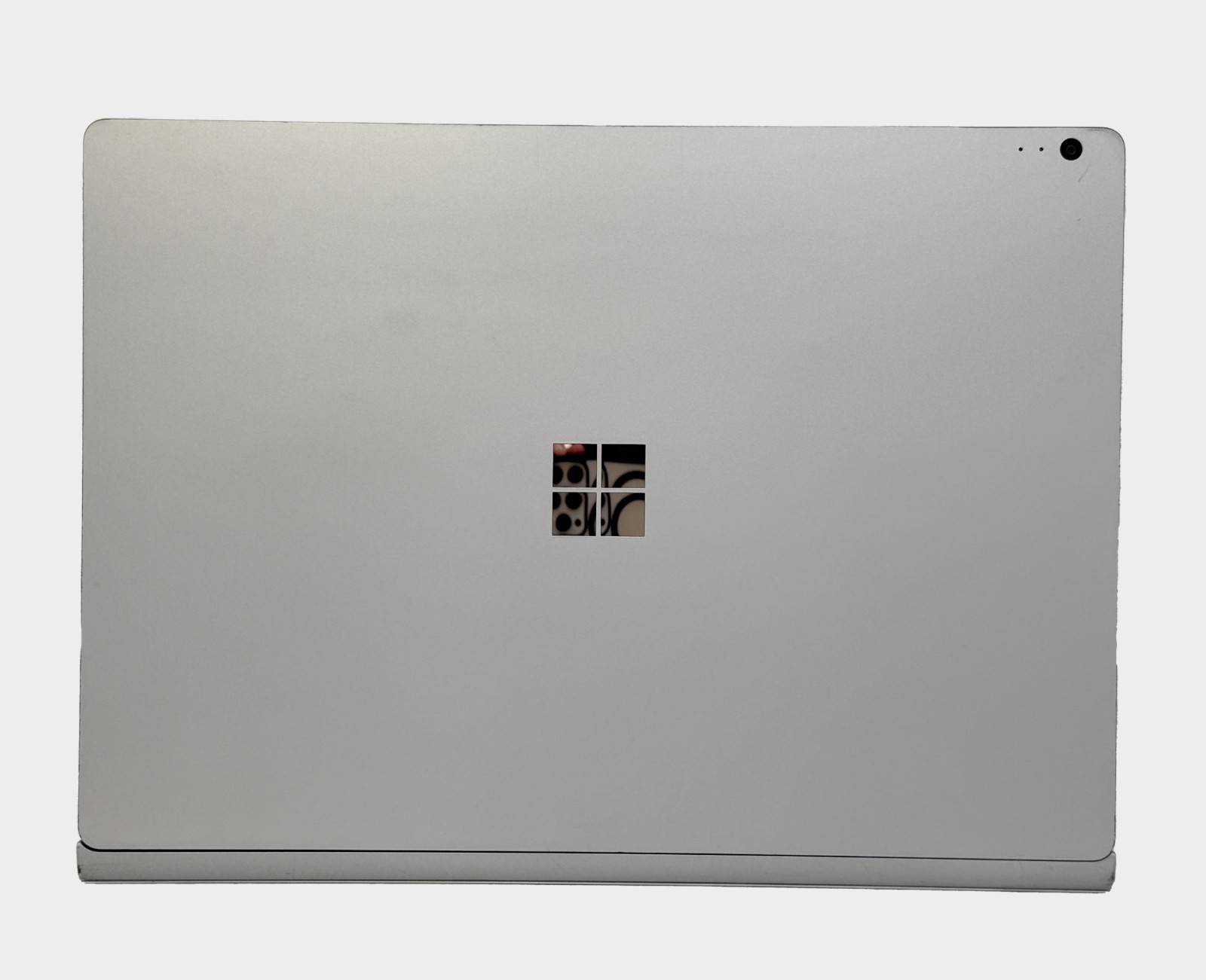Microsoft Surface Book Intel core i5-6300u 2.4GHz 8GB RAM 128GB SSD Windows 11