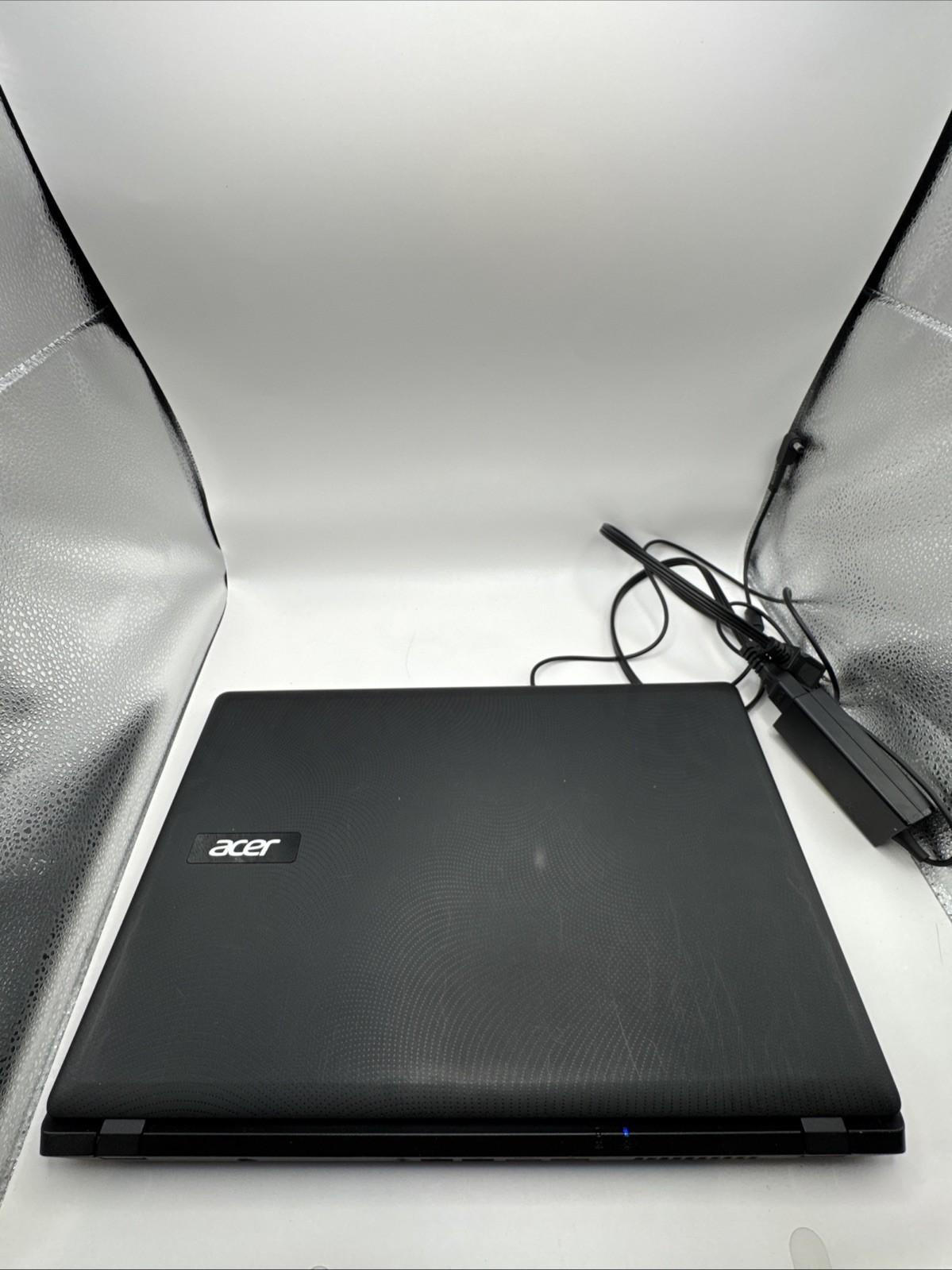 Acer Aspire ES1-521 Laptop AMD E1-6010 4GB RAM Windows – Includes Charger