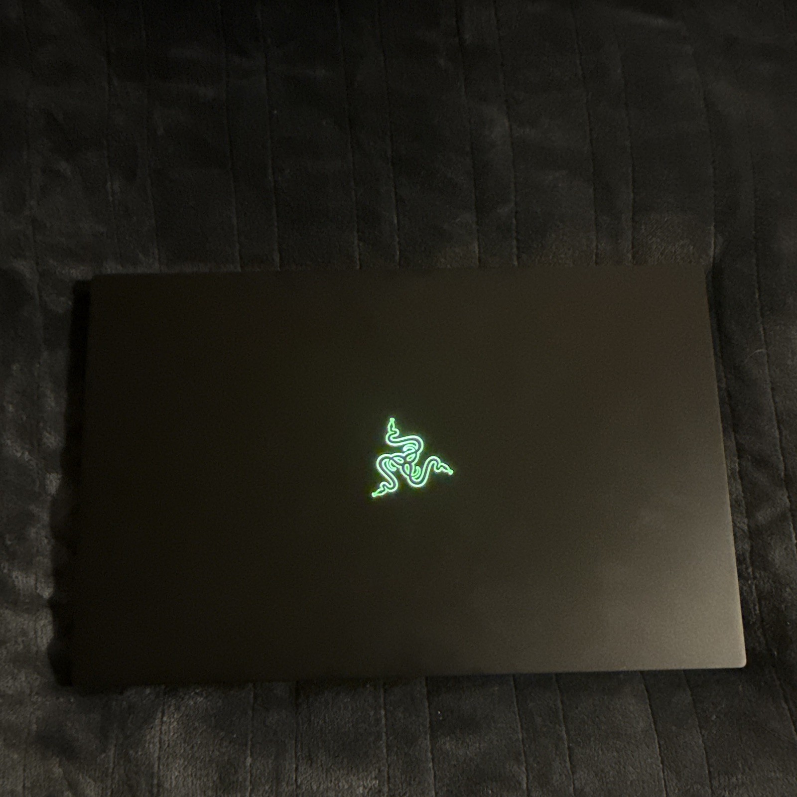 Razer Blade 17 i7-12800H 16GB RTX 3060 1tb SSD