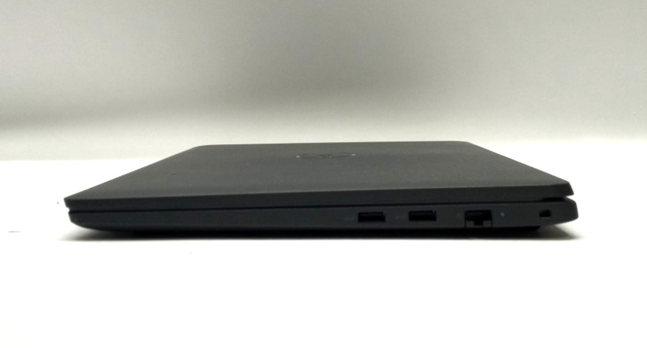Dell Latitude 3540 15.6″FHD i5-1335U@4.6GHZ 8GB RAM 256GB NVMe Win 11 Pro WH721!