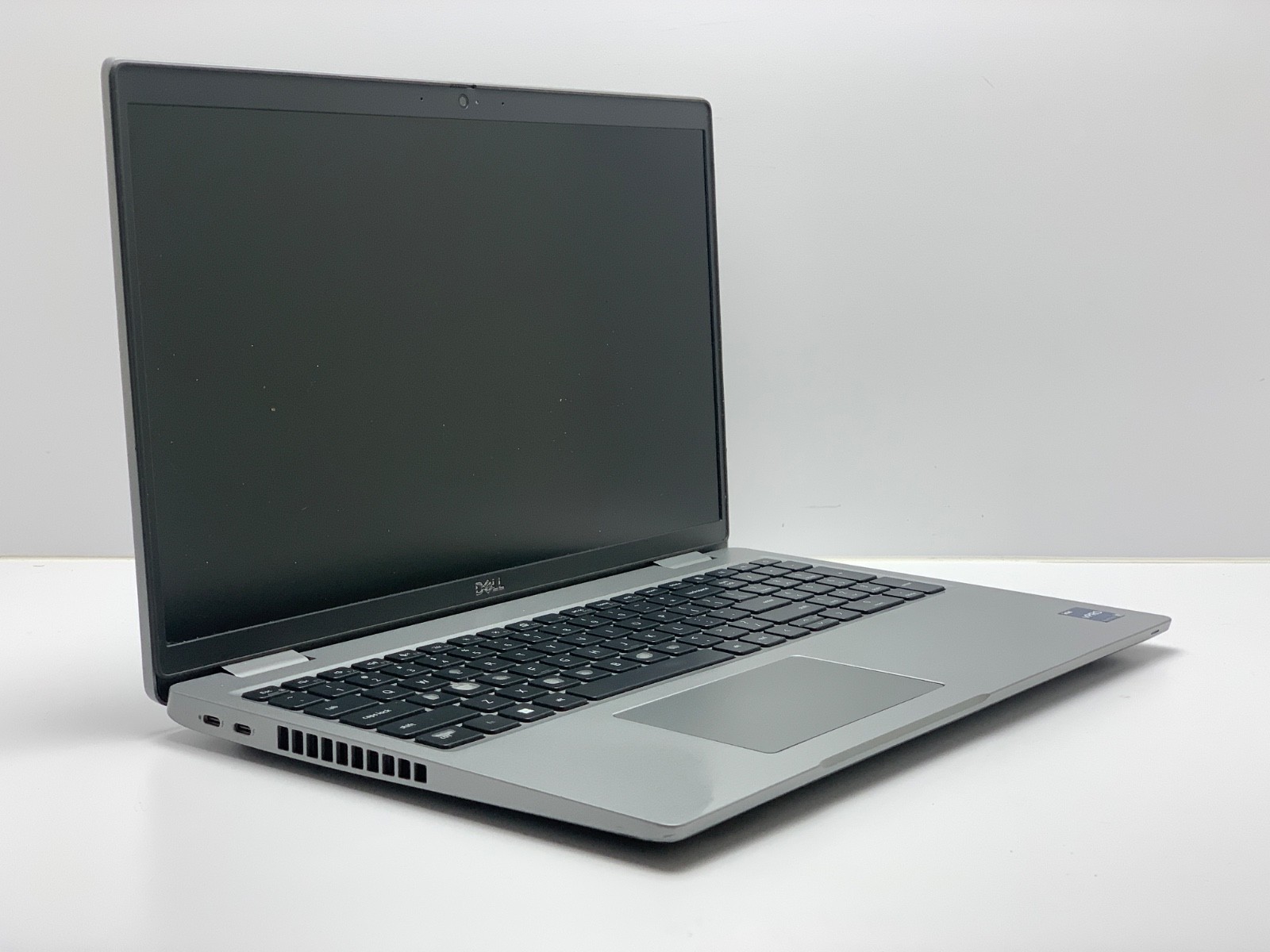 Dell Latitude 5530 | i7-1255U | 16GB RAM | 512GB NVMe | LINUX | READ
