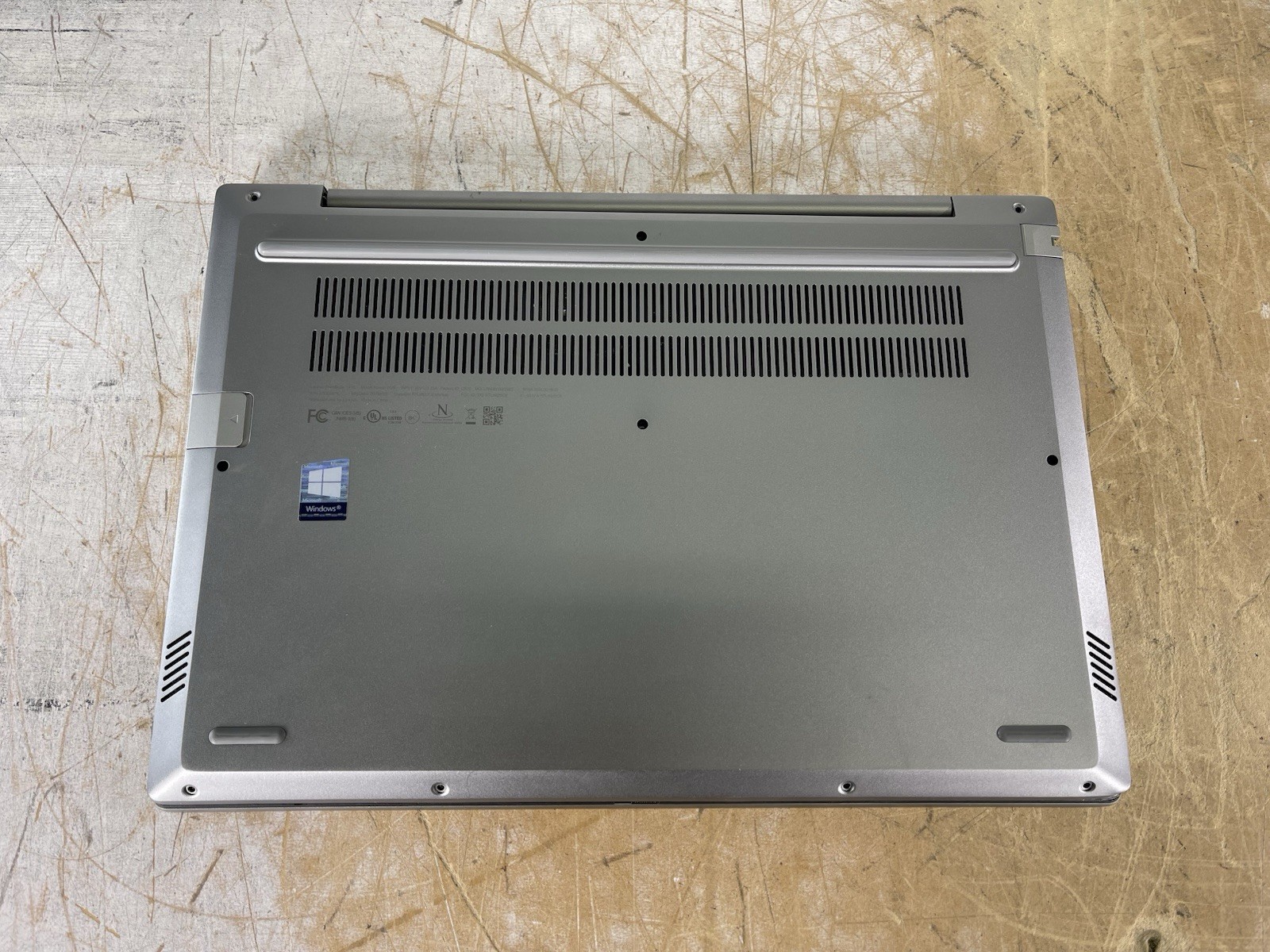 LENOVO THINKBOOK 14-IIL i7-1065G7 @ 1.30GHz, 4GB RAM, NO HDD/OS