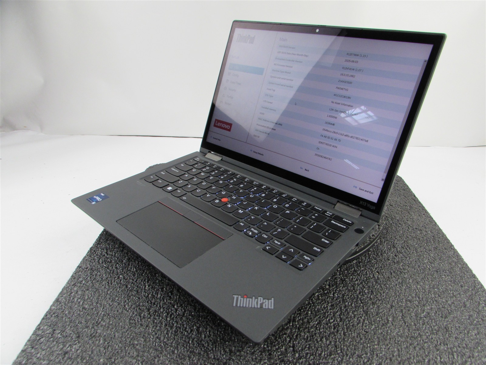LENOVO THINKPAD X13 YOGA (Gen 3) 13.3″ 2-in-1 I5-1245U 256GB SSD 16GB RAM NO O.S