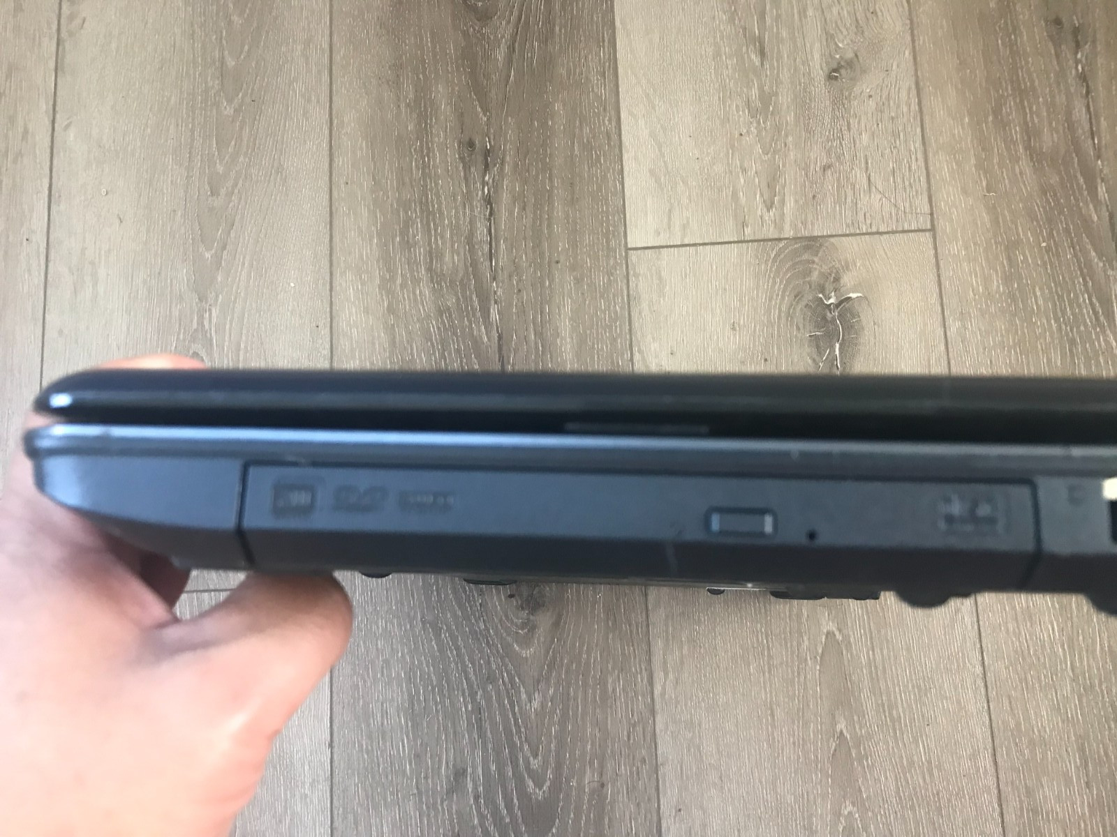 Acer Aspire 5735-4624 15.6″ Intel Pentium Dual T3200 2.00GHz 2GB RAM 160GB HDD