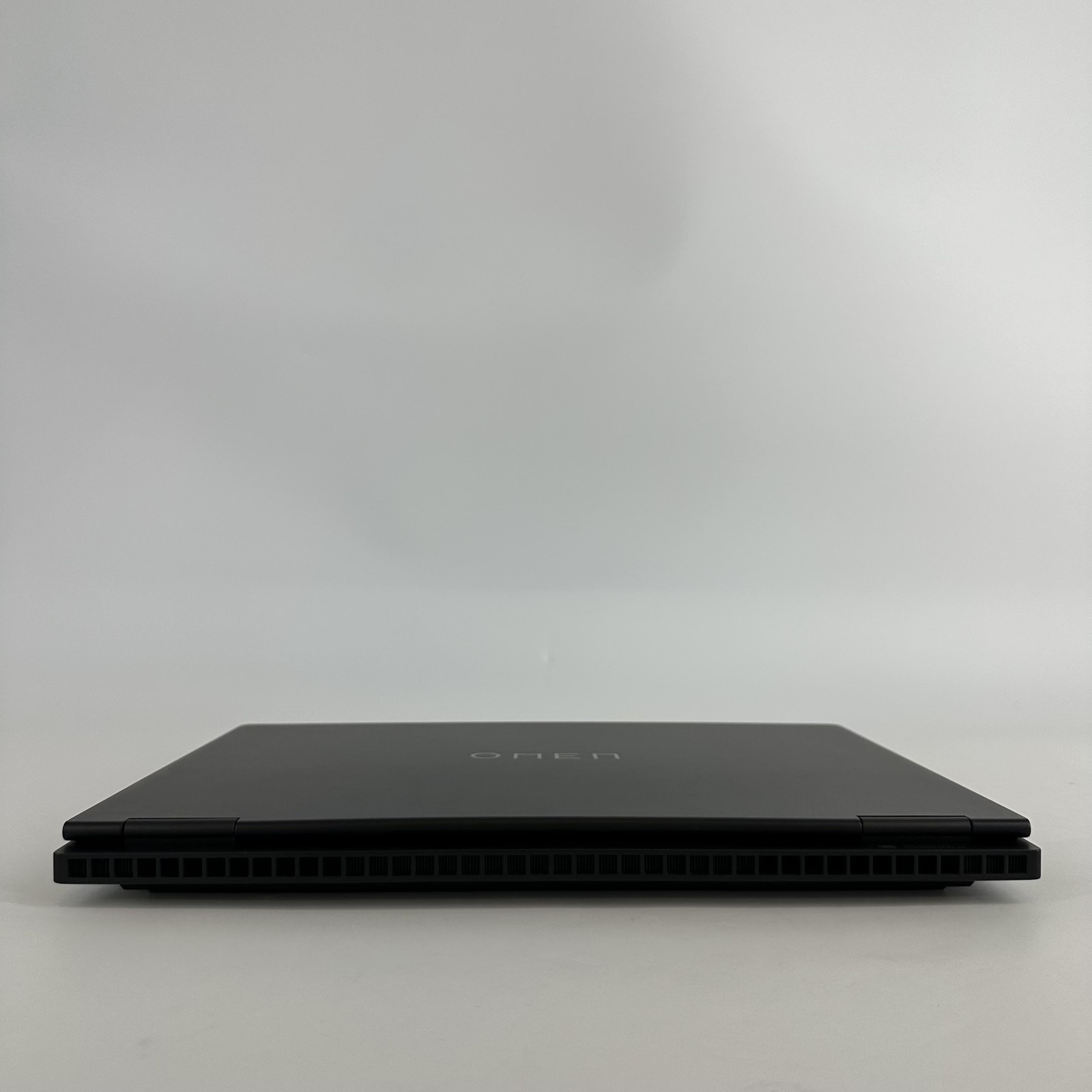 HP Omen 16 Black 165Hz FHD 2.4 GHz i7-13620H 16GB 1TB SSD RTX 4060 Very Good