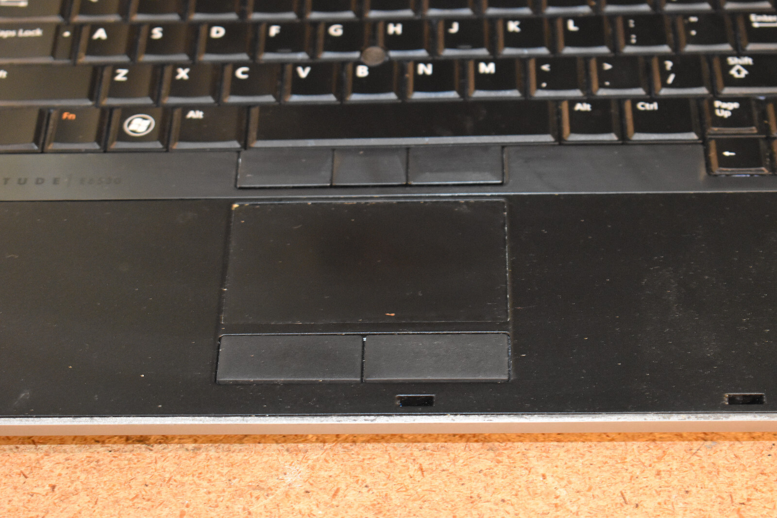Dell Latitude E6530 Intel Core i5-3320M 4GB 320GB HD Windows XP Pro NVidia 5200M