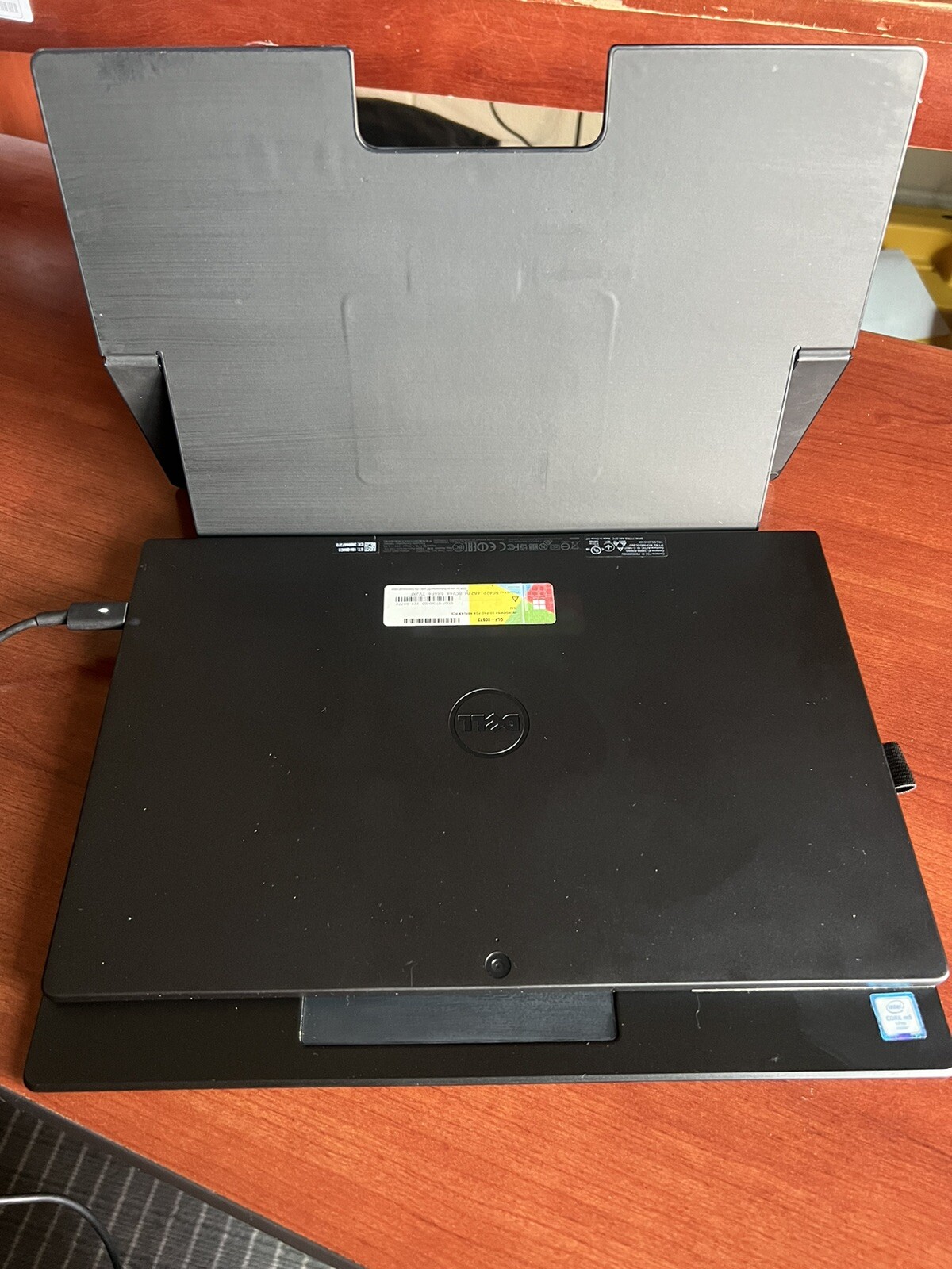 Dell Pro Latitude T02H001 Intel M5-6Y57 @1.10 8GB RAM 256GB HDD NO OS