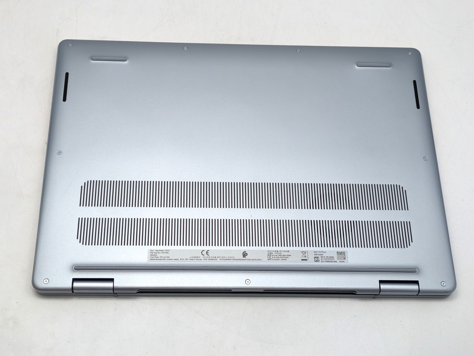 Dell 16 Plus DB16250 16″ Ultra 7 258V 32GB DDR5 1TB SSD Windows 11 Home