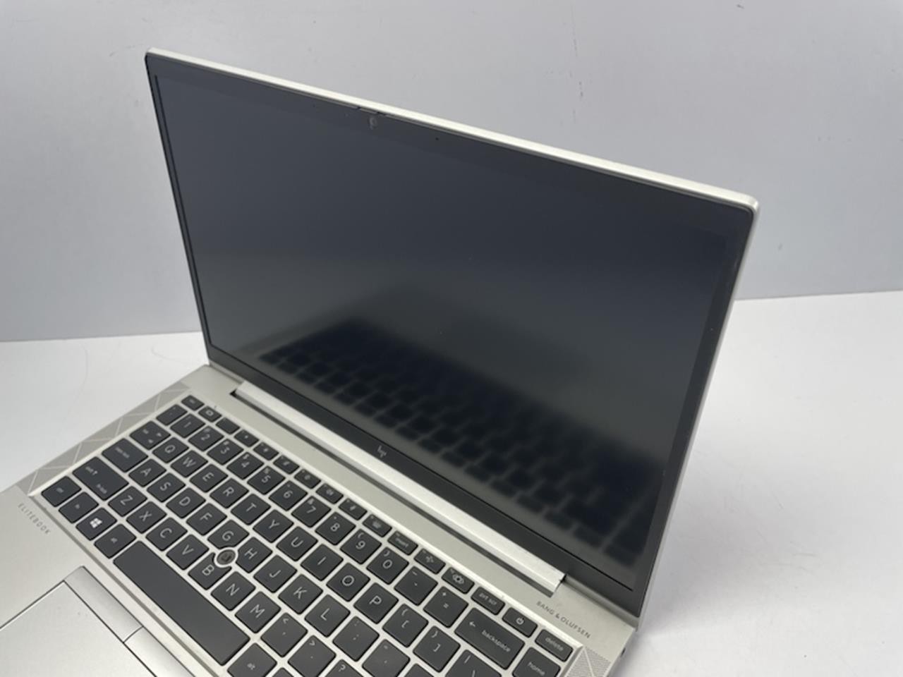 HP ELITEBOOK 845 G7 AMD Ryzen 5 PRO 2.10 GHZ + 8 GB No HD/Battery BIOS LOCKED