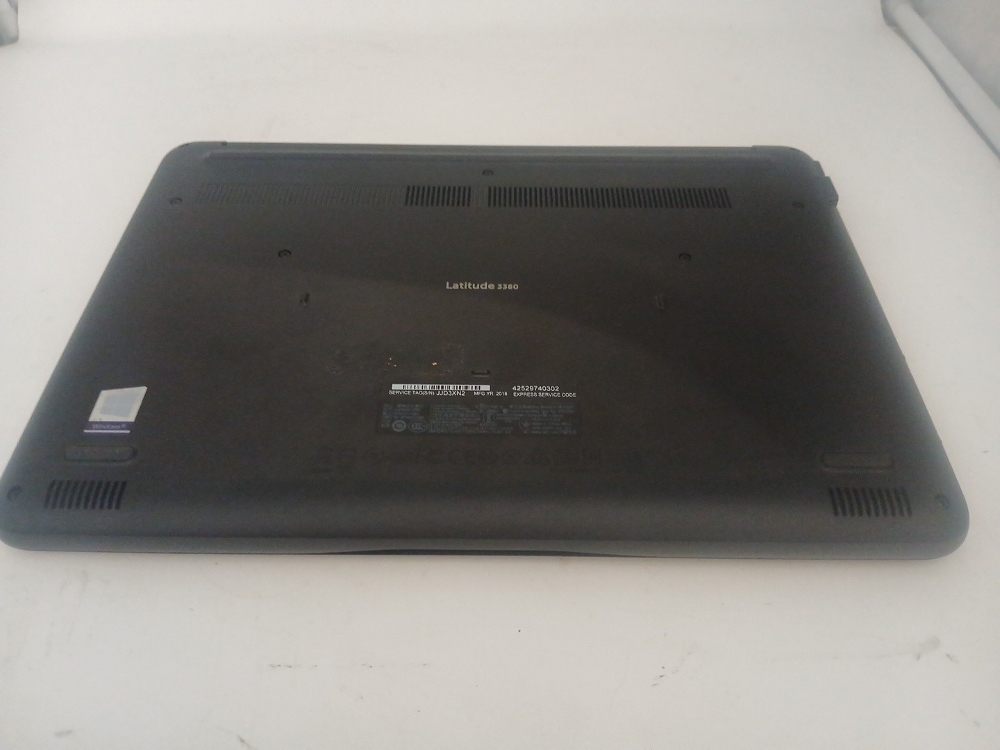 Dell Latitude 3380 13.3” Core i3-6006U 2.00Ghz 8GB RAM 128GB SSD Win 11Pro