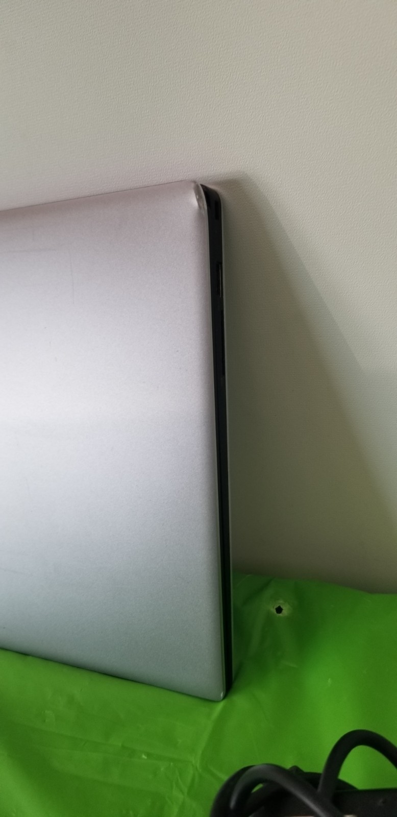 13.3″ Dell XPS 13 9360 Laptop i5-7200U @ 2.50GHz 8GB RAM 256GB SSD Win 11 Pro