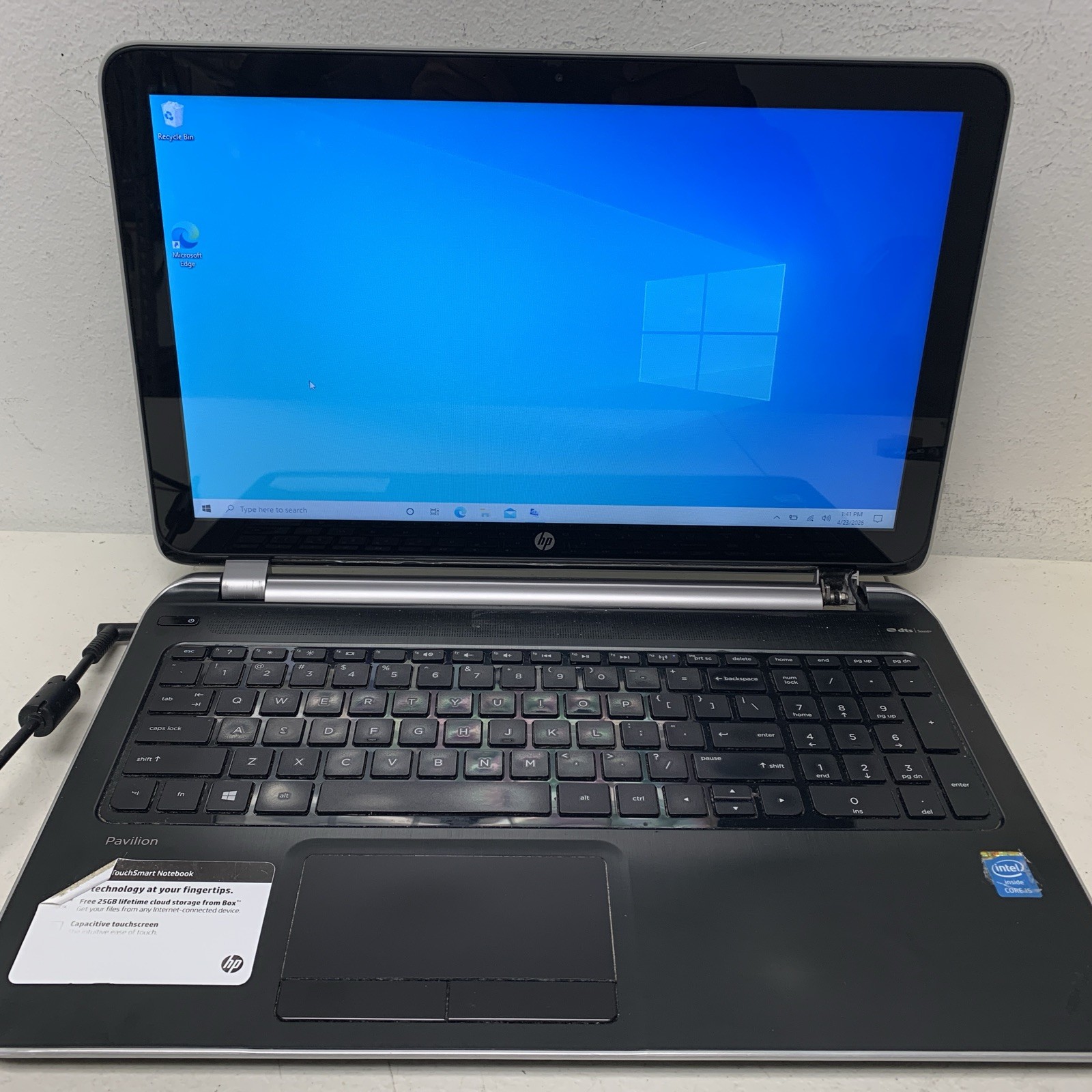 HP Pavilion TS 15 Notebook i5-4200u 12GB Ram 1GB HDD W10 Home Need Battery