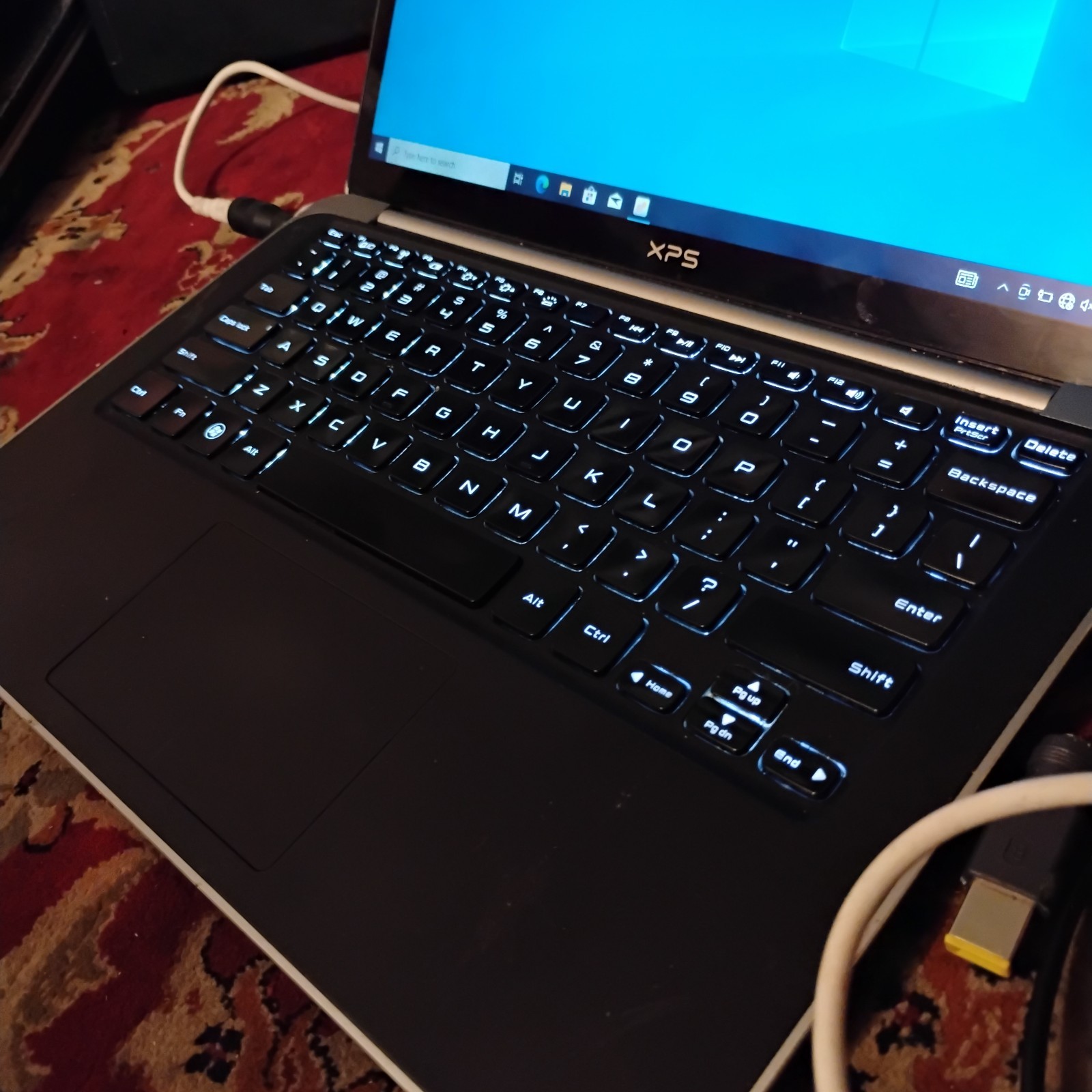 Dell XPS L321X i5-2467M 4GB Ram 128GB SSD 160GHz Win 10 Pro x64 HD Graphics