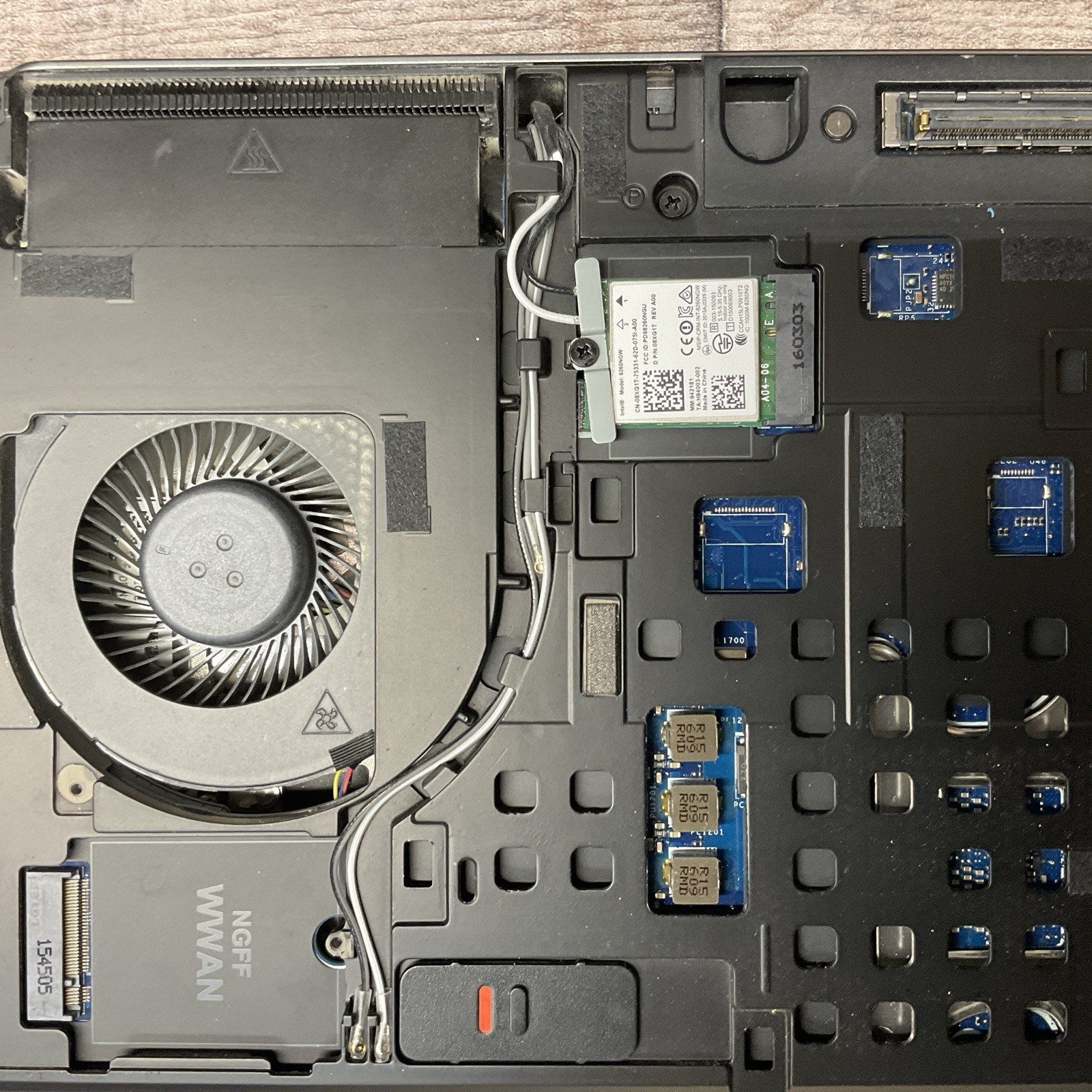 Dell Precision 7510 / i7 6th Gen / No Power / Parts Repair / O15