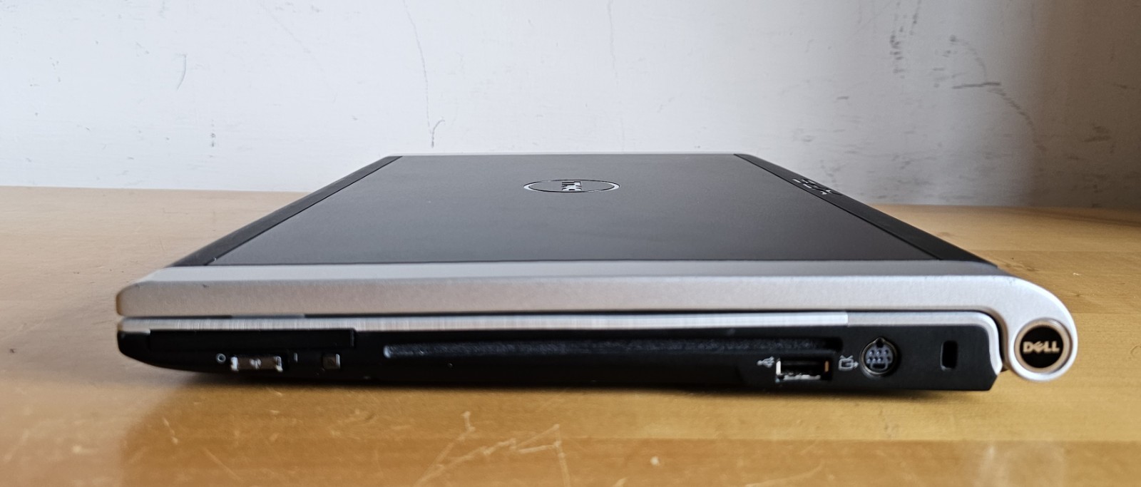 Dell XPS M1530 Windows XP 15.4″ Retrogaming N64 PS1 SNES SEGA Notebook PC
