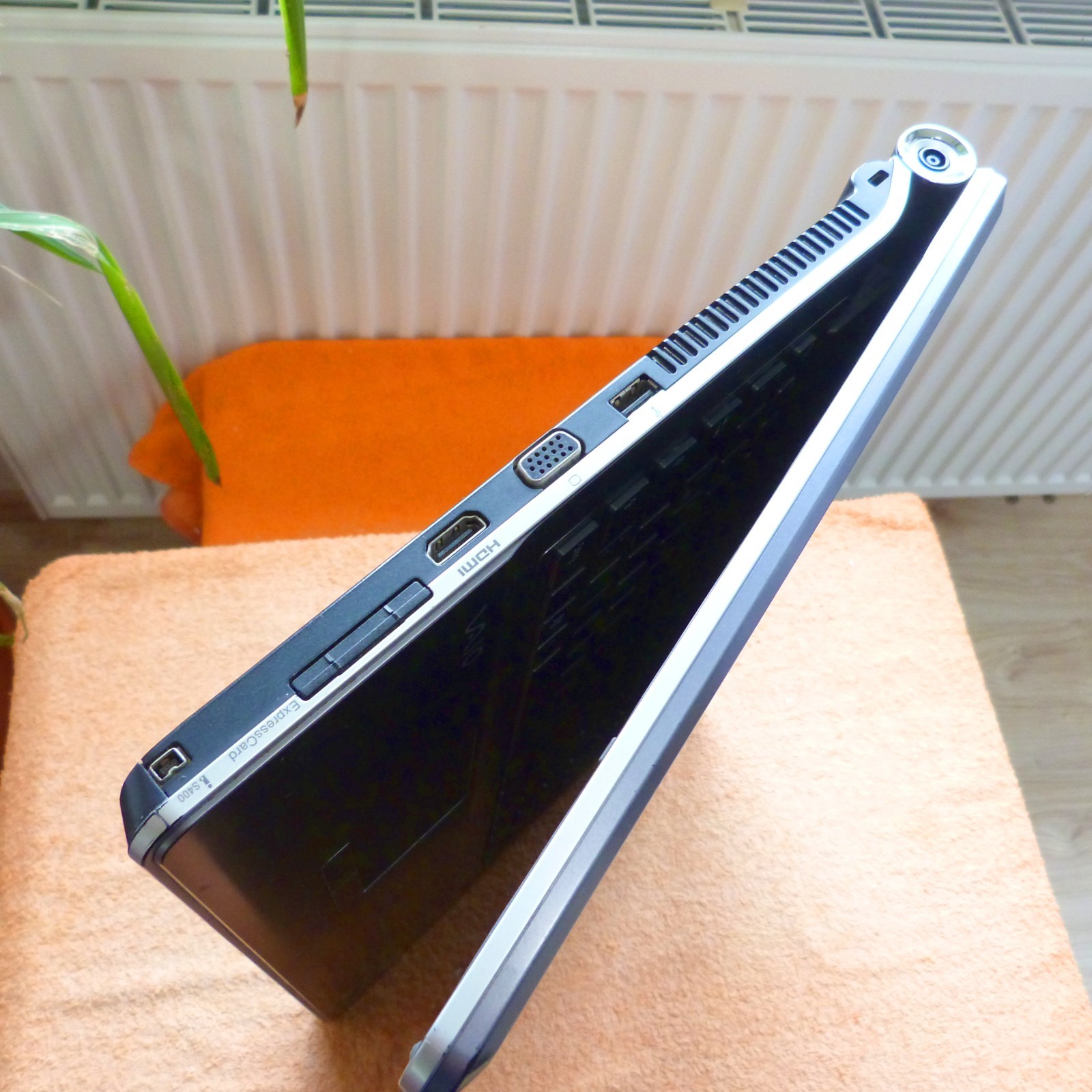 XL LOT Sony Vaio AW41 18″ HDP xBLACK Cinema DOLBYSOUND l SSD Windows 10 HDMI
