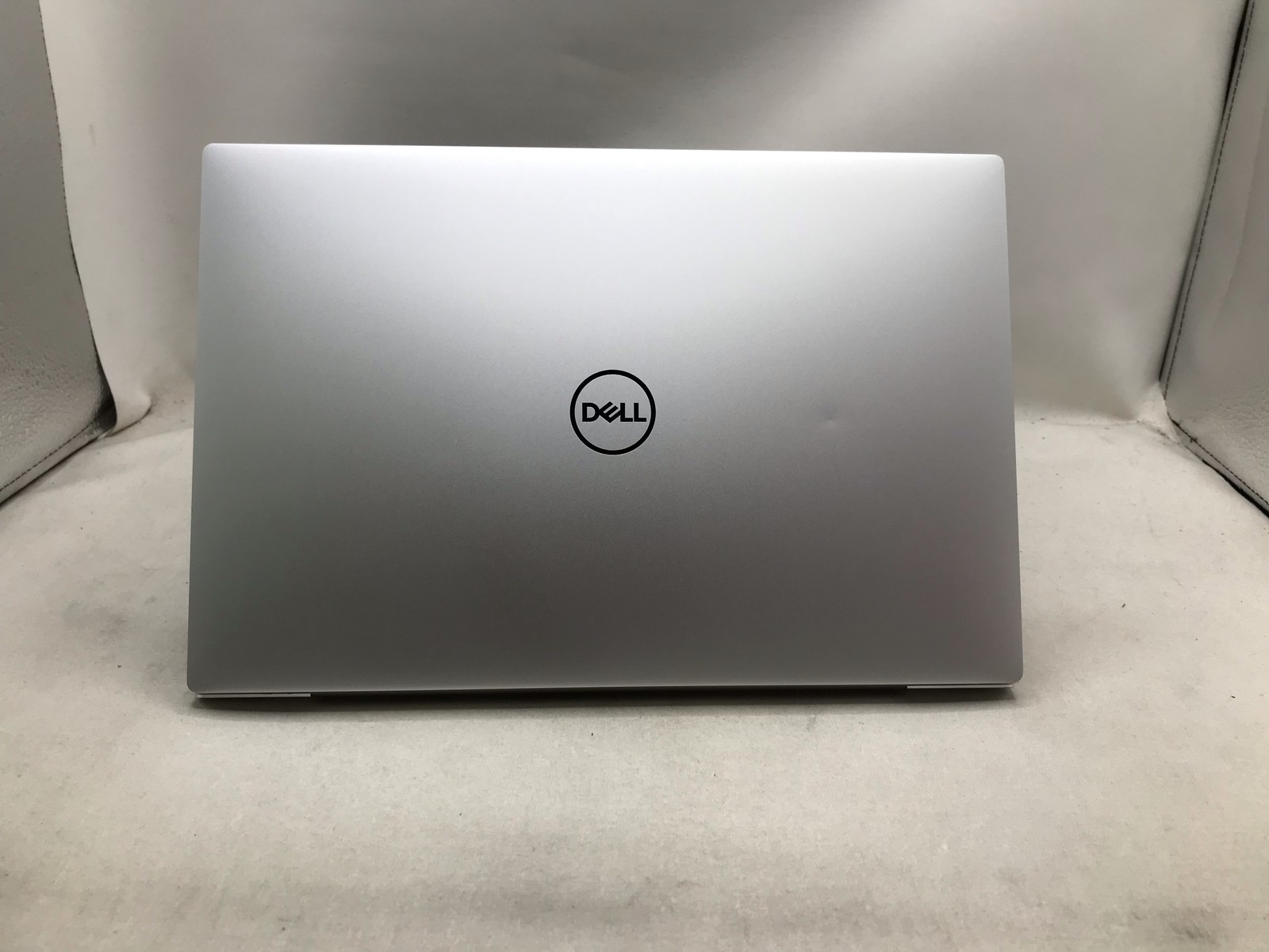 Dell XPS 13 9310 13″ – i5 2.4GHz – 16GB RAM – 256GB SSD – Grade D