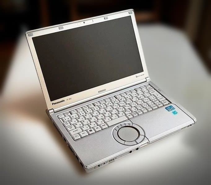 Panasonic Let’s Note CF-SX2 DVD Intel Core i5 4GB RAM Windows 10 Used From Japan