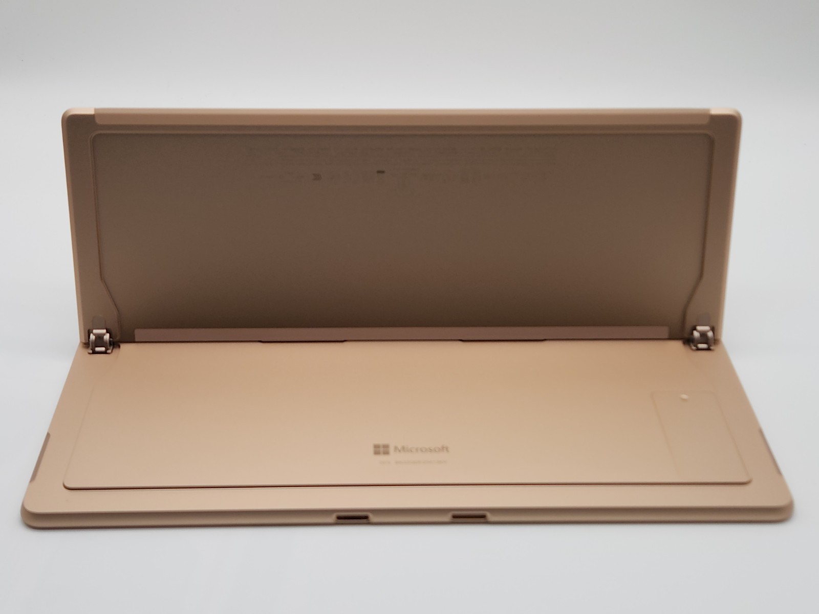 Microsoft Surface Pro 11 Copilot+ 13″ Snapdragon X Plus 16GB 512GB Dune Tablet