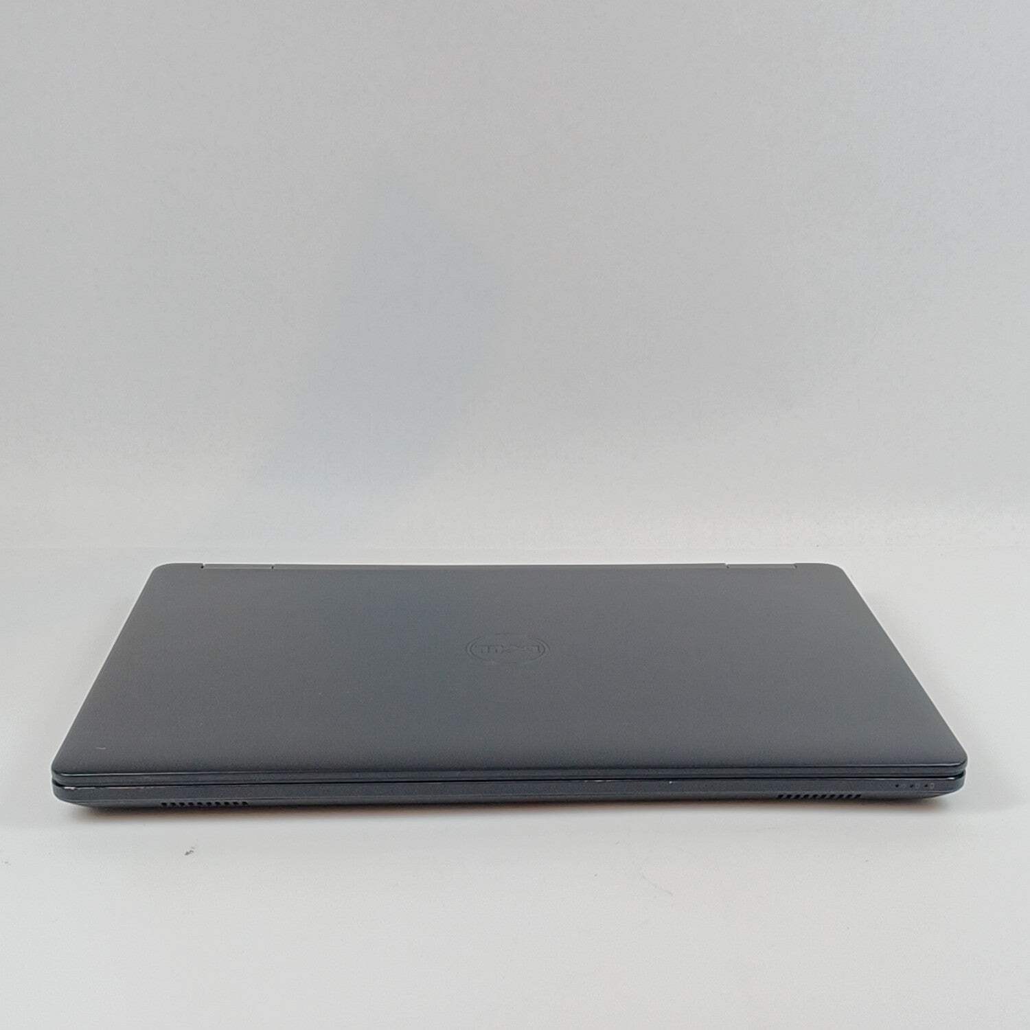 Broken Dell Latitude E5570 15.6″ i5-6200U 2.3GHz 8GB RAM 250GB SSD Read