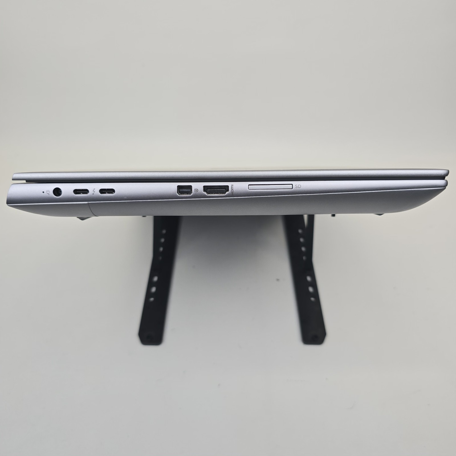 HP ZBook Fury 16 G9 FHD+ I7-12850HX 32GB 512 RTX A3000 12GB NO OS/AC