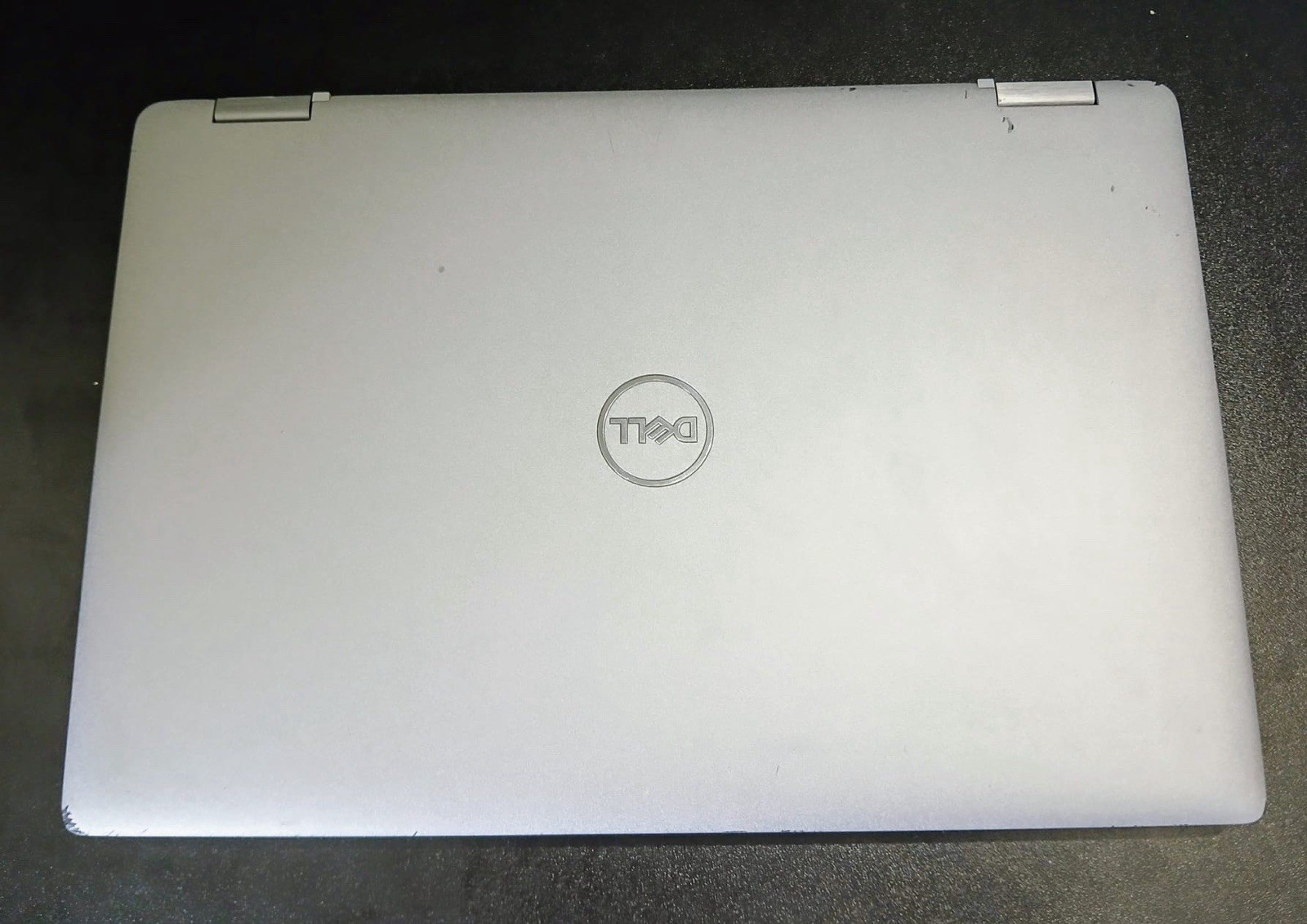 Dell latitude 5330 2 n 1/ 12 th gen i5/ 8 ram/ 256 ssd/Touchscreen/plz read desc