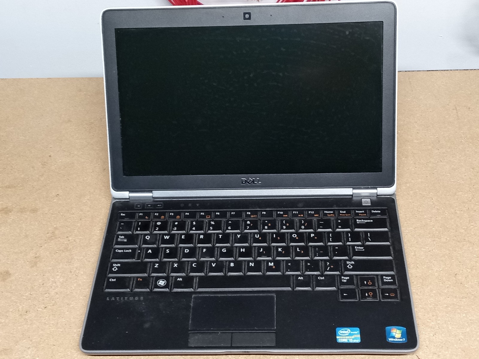 Dell Latitude E6220 Intel Core i5-2520M 2.50GHz 6GB NO HDD
