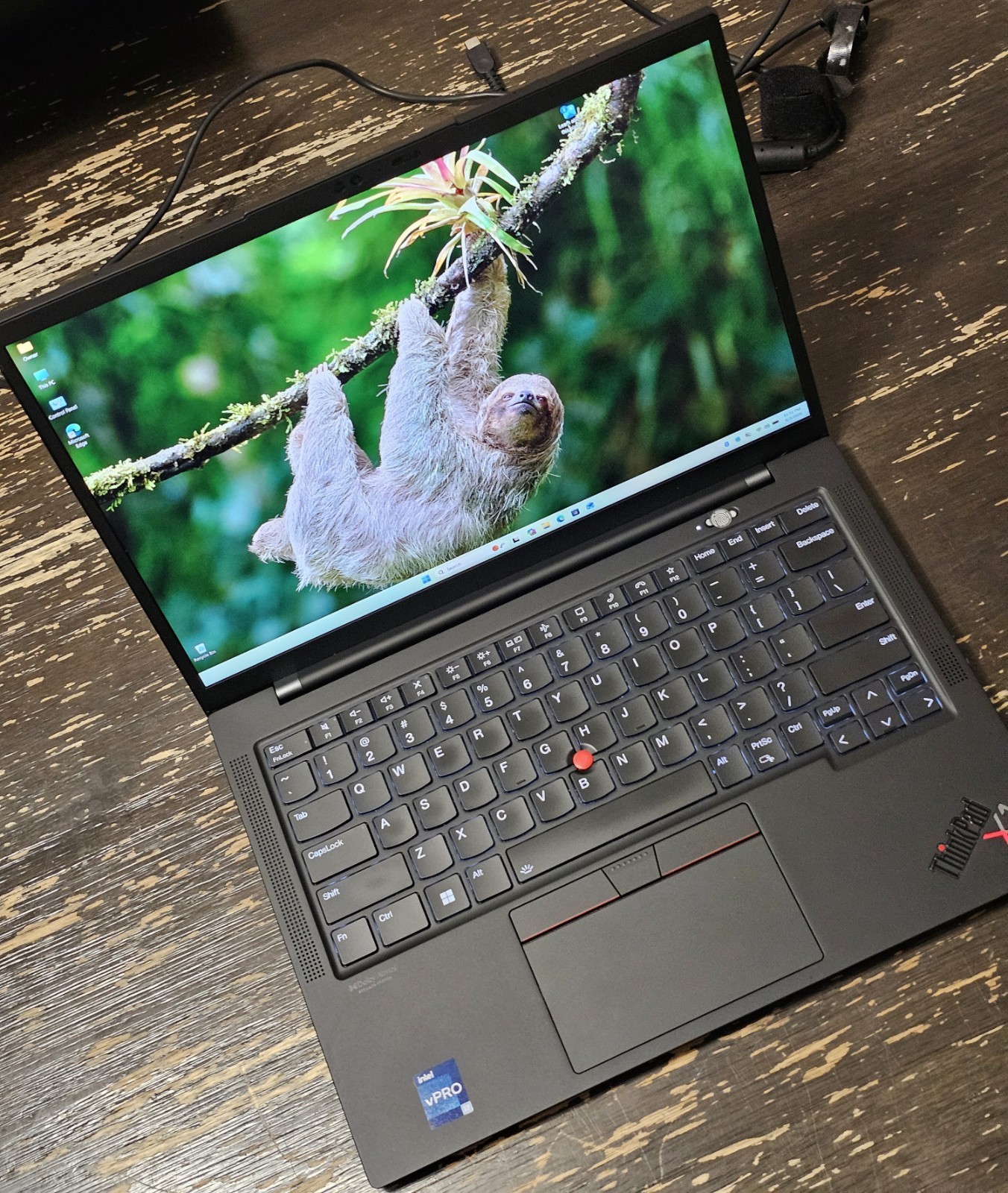 Lenovo Thinkpad X1 Carbon Gen 10 Intel Core i7 32GB 1TB w/Webcam ~READ~