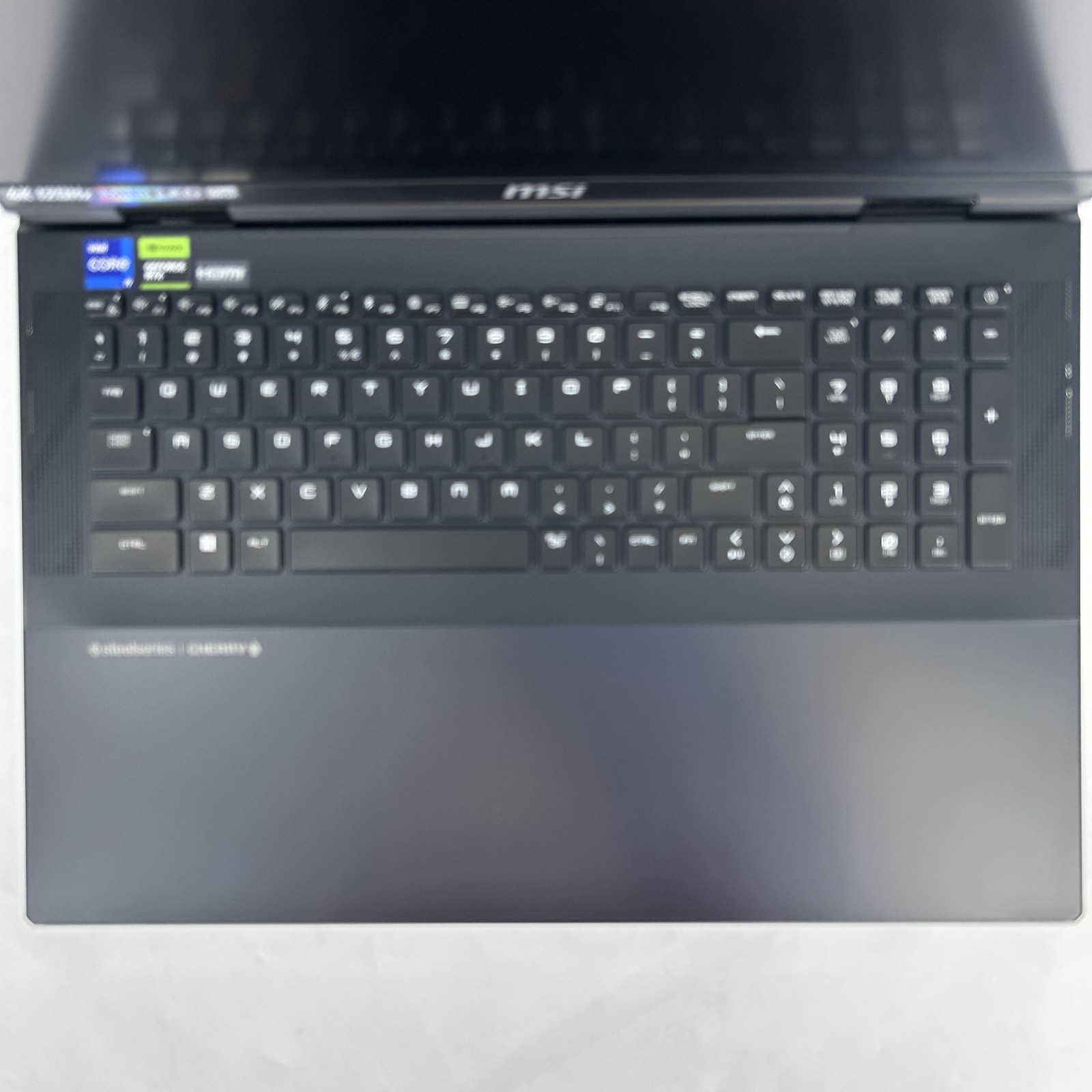 MSI Titan 18 HX 120Hz 2.2 GHz i9-14900HX 64GB 12TB SSD NVIDIA RTX 4090 Very Good