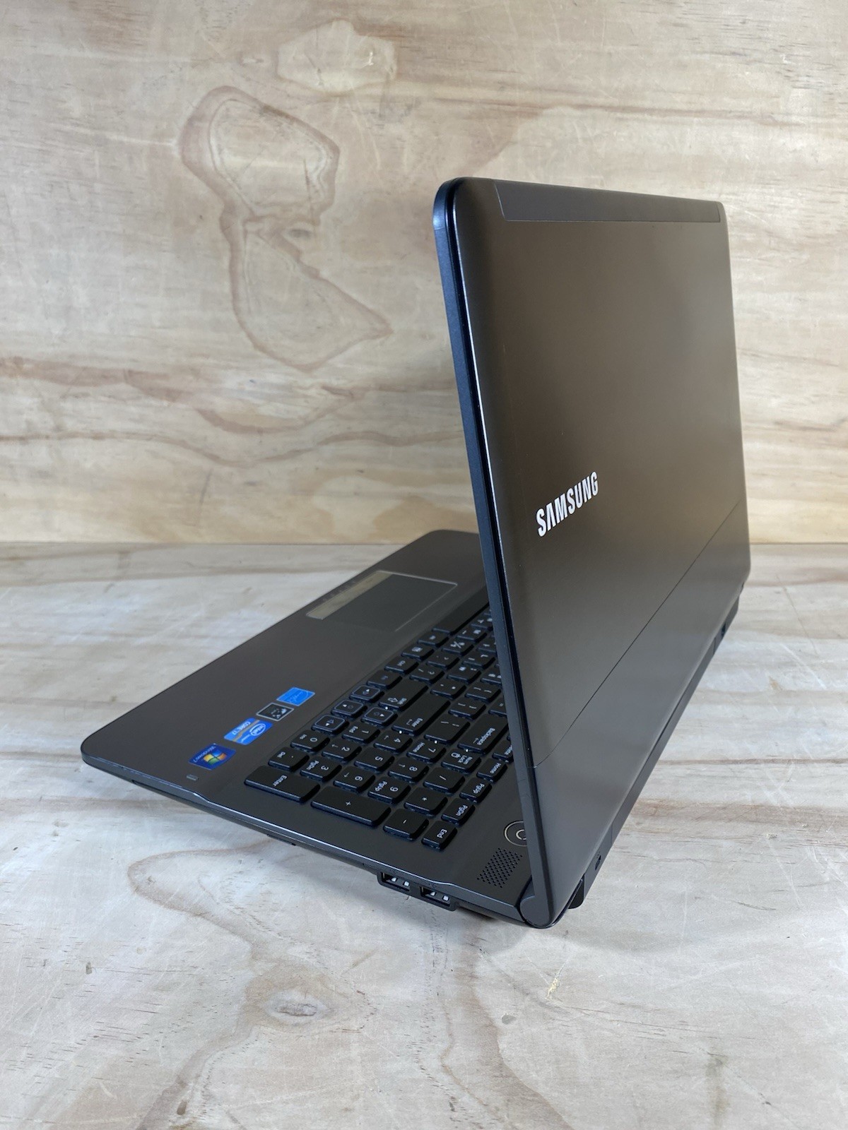 Samsung NP-RC512 Intel i7-2630QM 2GHz(2.9)/ 8GB /250 Gb SSD/bad batt/READ