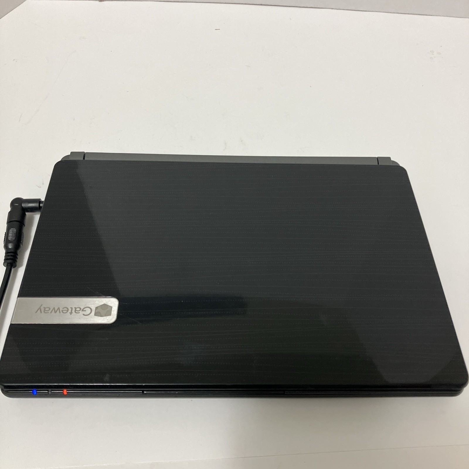 Gateway ZE6 10.1″ Netbook Laptop Windows 7 1.66Ghz 1GB Ram **NO CHARGER