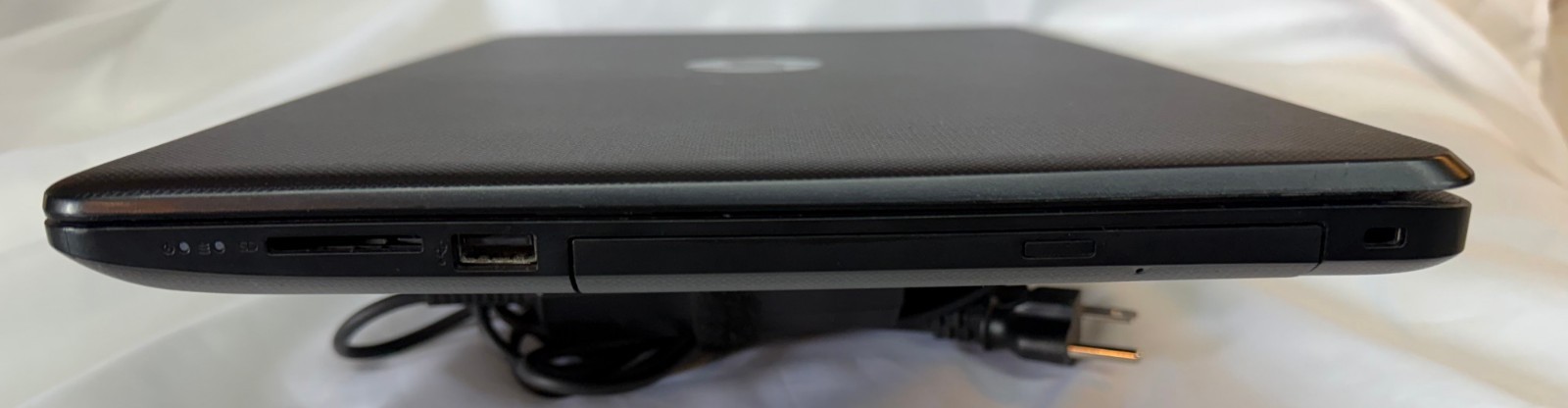 HP 15-bs113dx i3-8130U 8GB RAM 120GB SSD Windows 11 OEM HP Charger