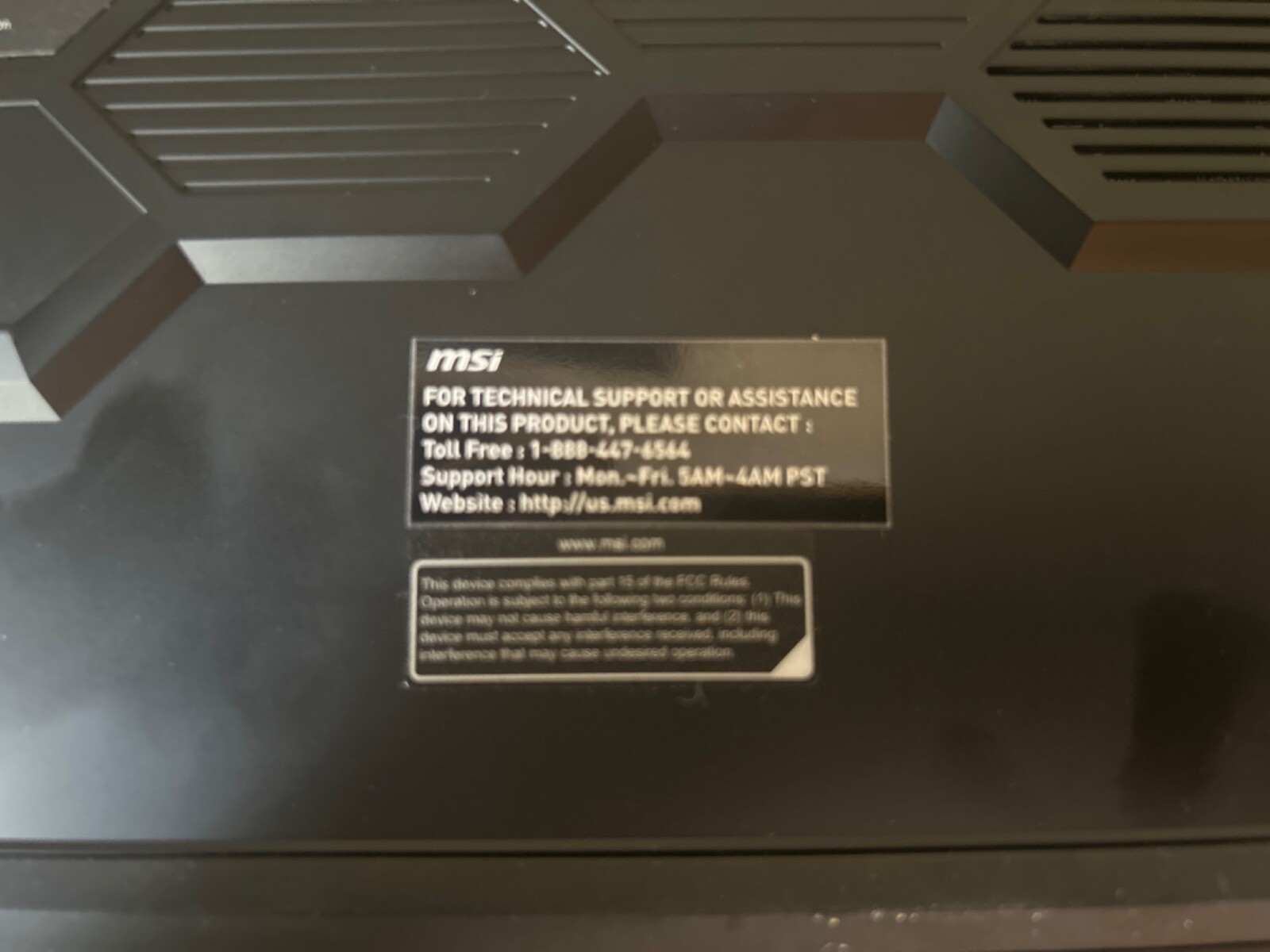 MSI GE76 Raider 11UE-046 17.3″ (1TB SSD, Intel Core i7 11th Gen., 4.60 GHz,…