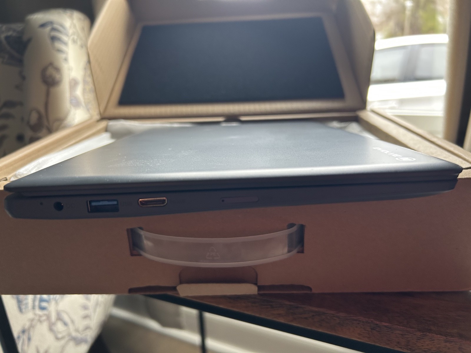 Evolve III Maestro E-Book 11.6” 64GB eMMC Celeron N3450 4GB RAM Win 10 Laptop
