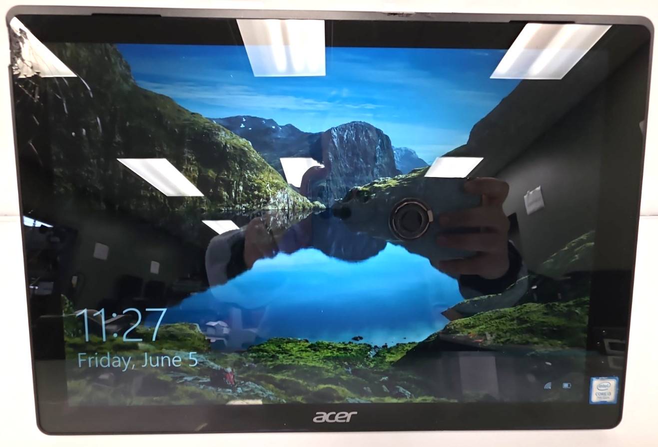 Acer Switch 5| Intel Core i3-7130U| 4GB RAM| 128GB SSD| Win 10 Pro| CS