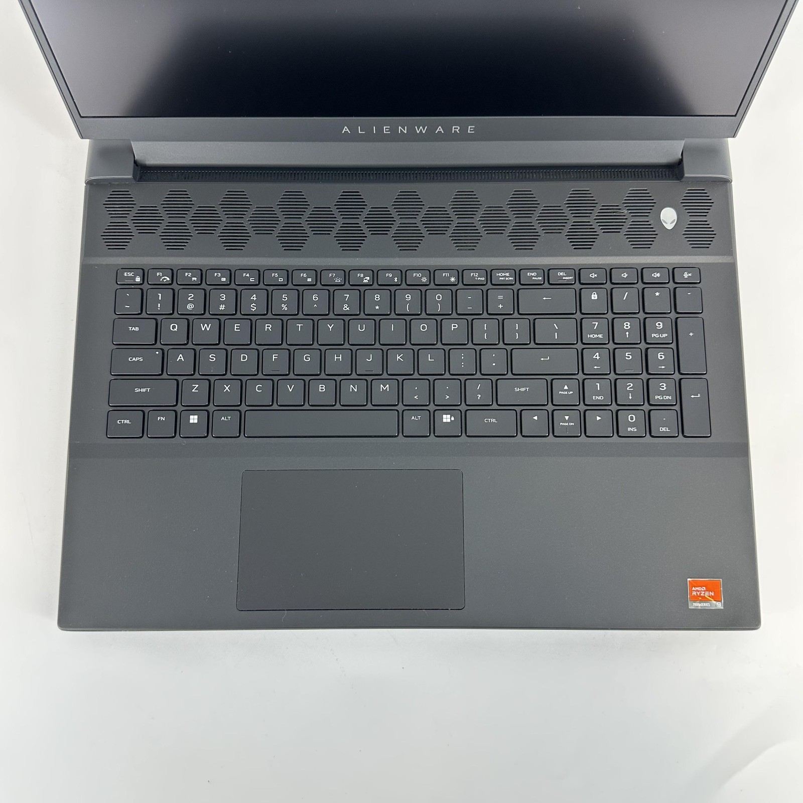 Dell Alienware M18 R1 480Hz FHD+ 2.5 GHz Ryzen 9 7945HX 64GB 4TB/512GB RTX 4090