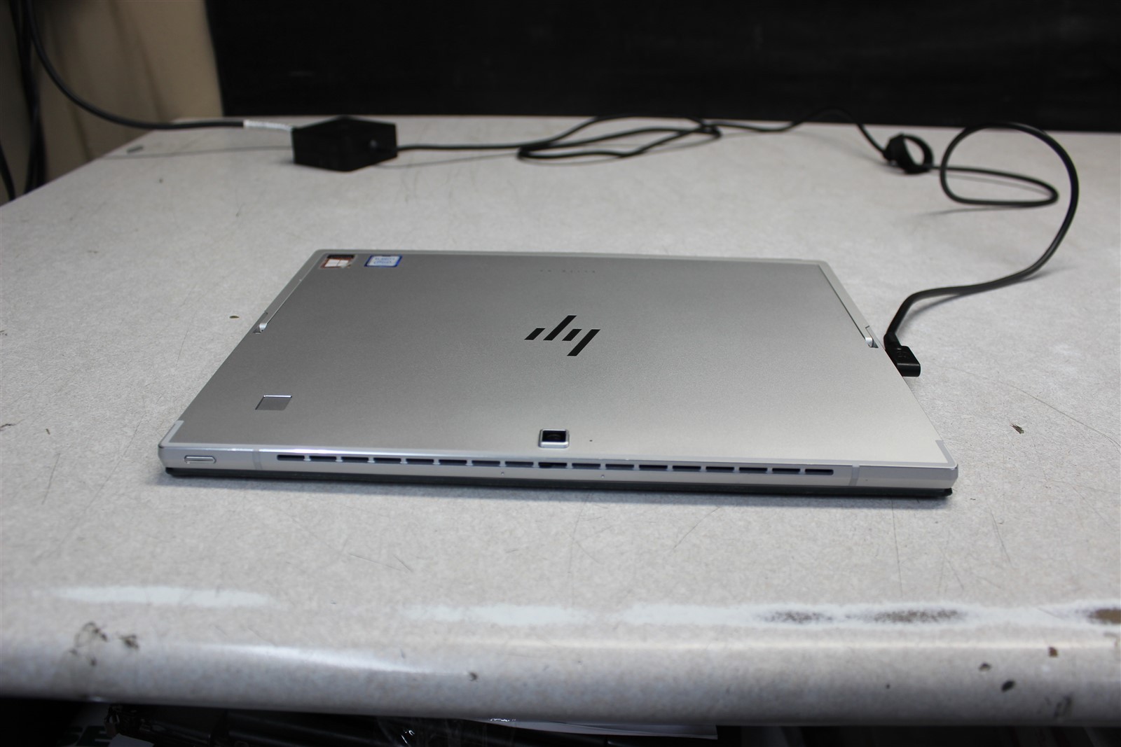 HP Elite X2 G4 2.5GHz Intel i5-8265U, 8GB RAM, 256GB M.2 SSD, Windows 11