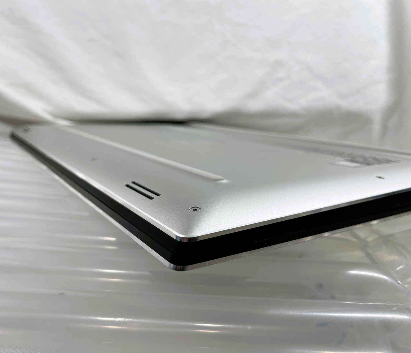 Dell XPS 15 7590 4K TOUCH ✔i9-9980HK ✔32GB RAM ✔2TB SSD✔ Grade A