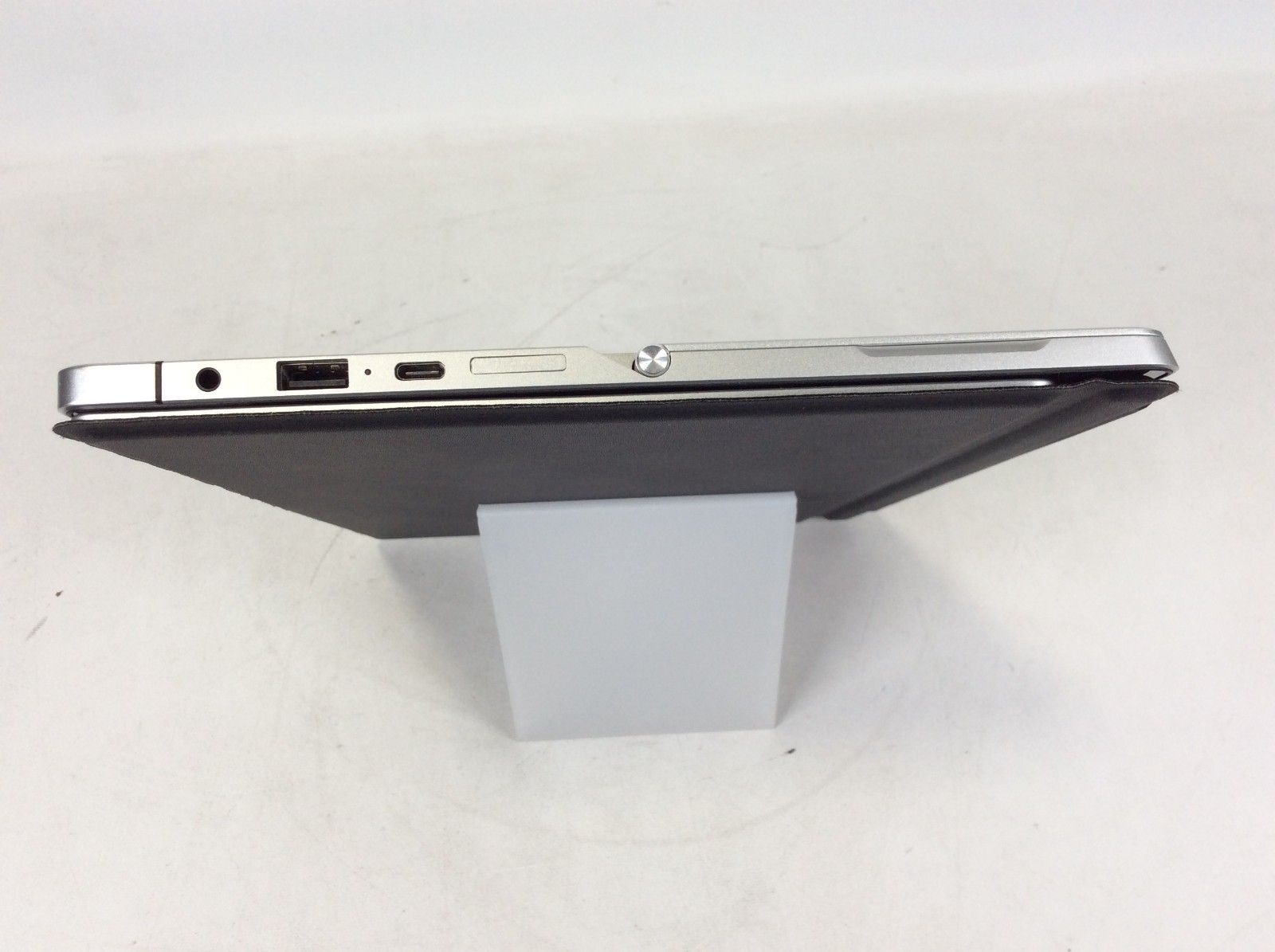 HP Elite X2 1012 G2 i5-7300U 2.6GHz 8GB 256GB Tablet Batt Cap 74.15% +Charger