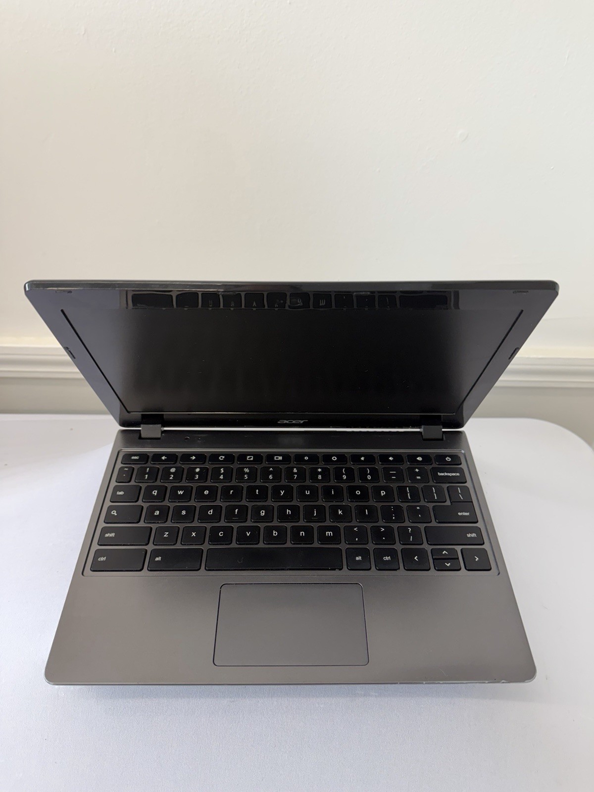 Acer Chromebook C720-2848 Laptop – Screen Leaking Light – Read Des