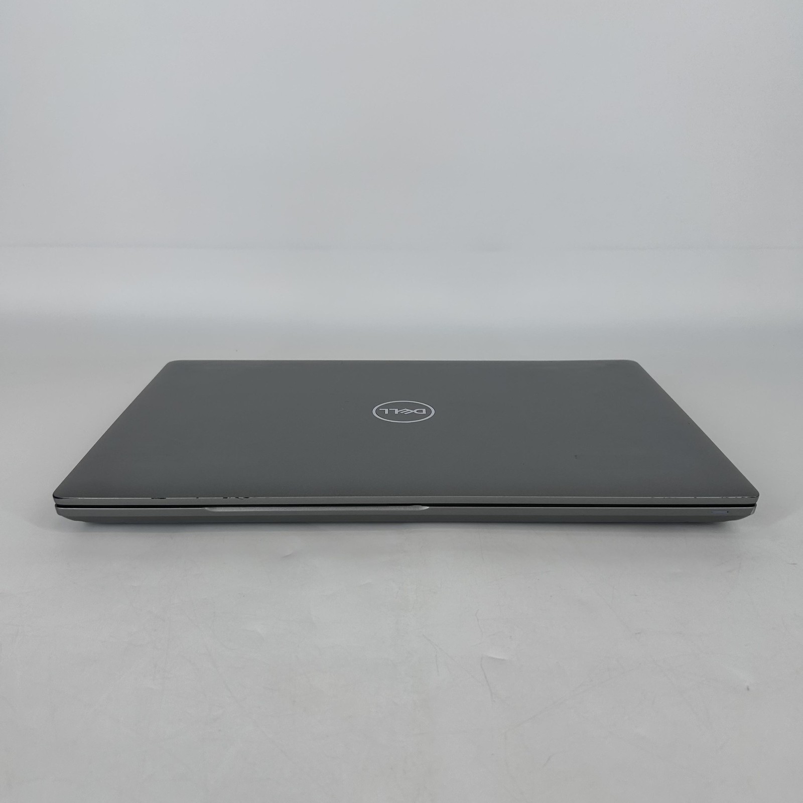 Dell Precision 3571 15.6 Gray FHD 2.7 GHz i5-12600H 16GB RAM 256GB SSD Good