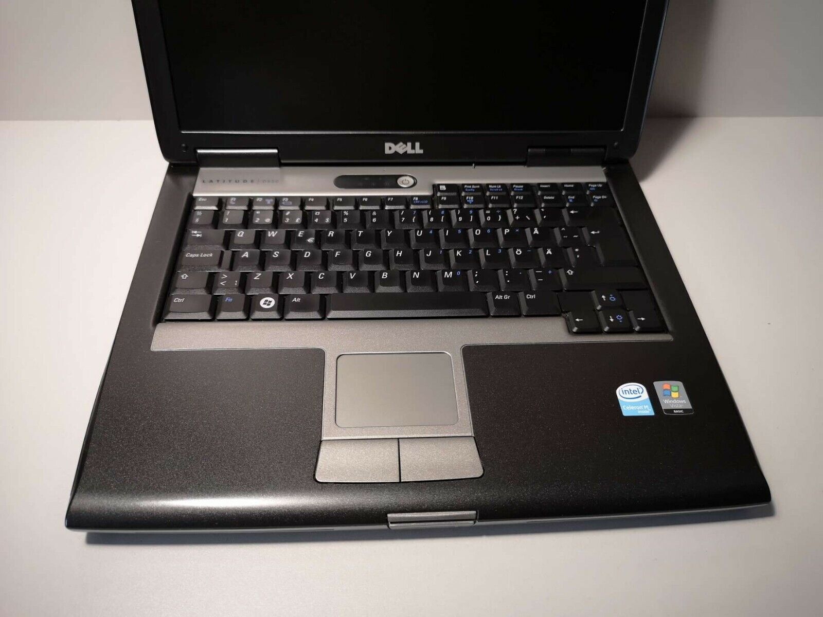 Dell Latitude D530 2GB RAM 250GB HDD 15inch 1400×1050 4xUSB FireWire Win XP Pro