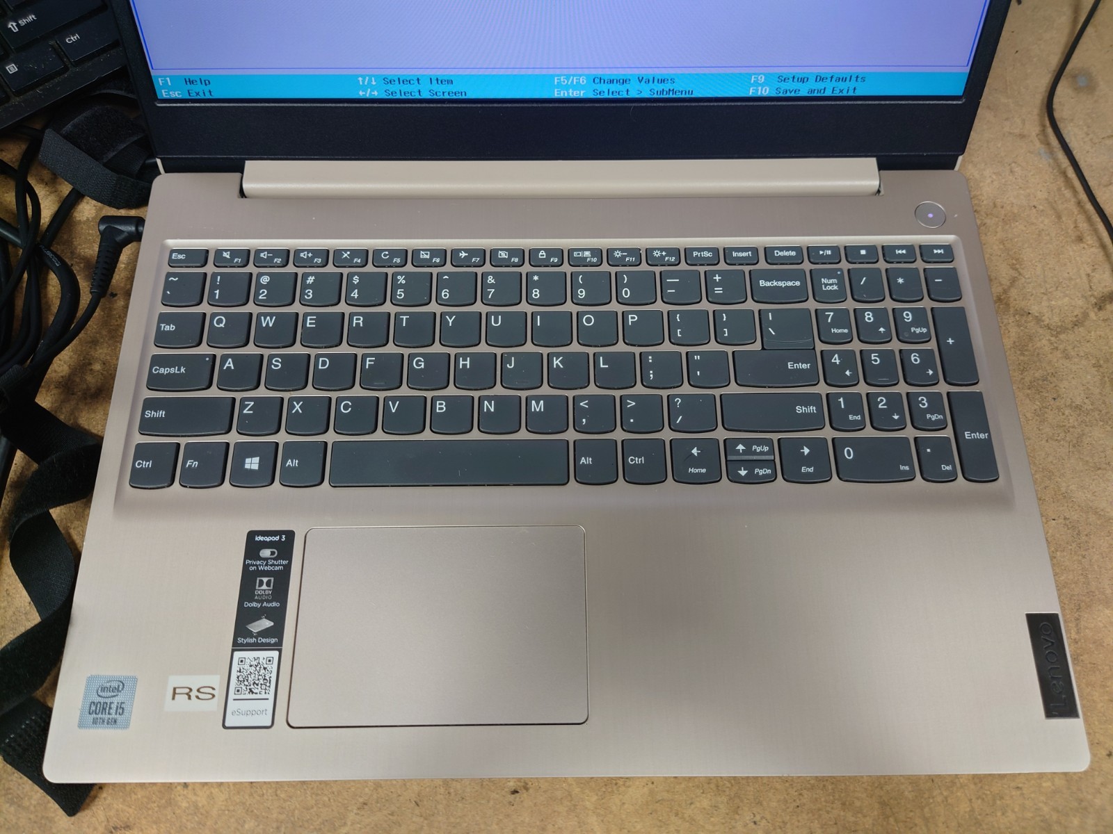 Lenovo Ideapad 3 15IML05 15.6″ FHD i5-10210U 12GB RAM No OS/SSD