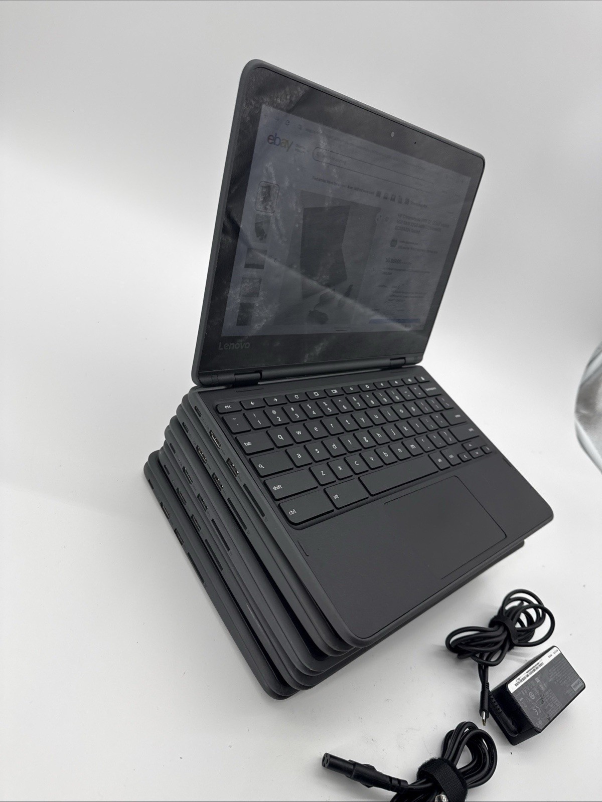 Lenovo 81H00012US 300e 11.6″ 2in1 4GB 32GB, MT8173 2.1GHz Chromebook w Adapter