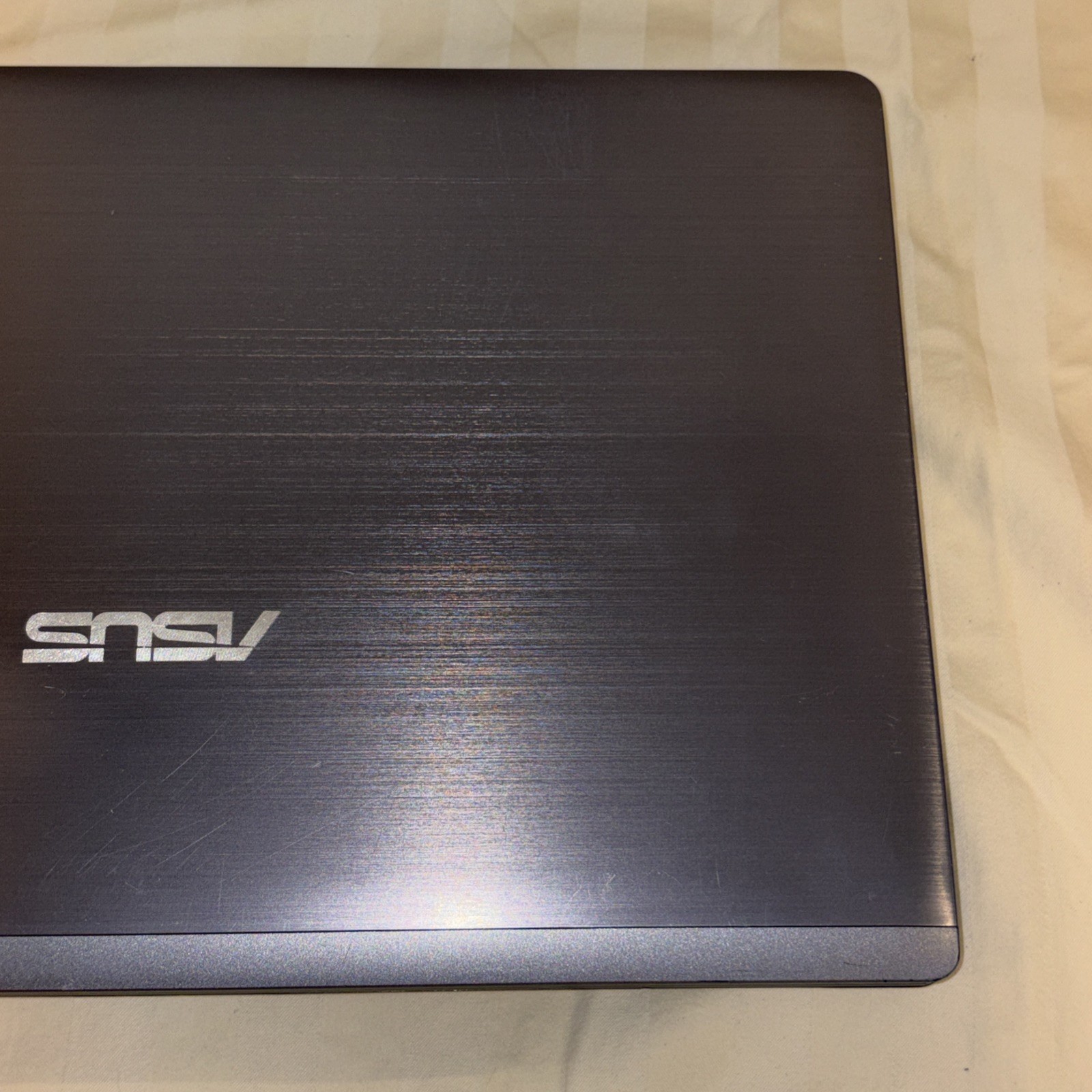 Asus U57A Laptop Intel Core i5 2450M 2.5GHz 6GB RAM 750GB HDD Win 10 Home