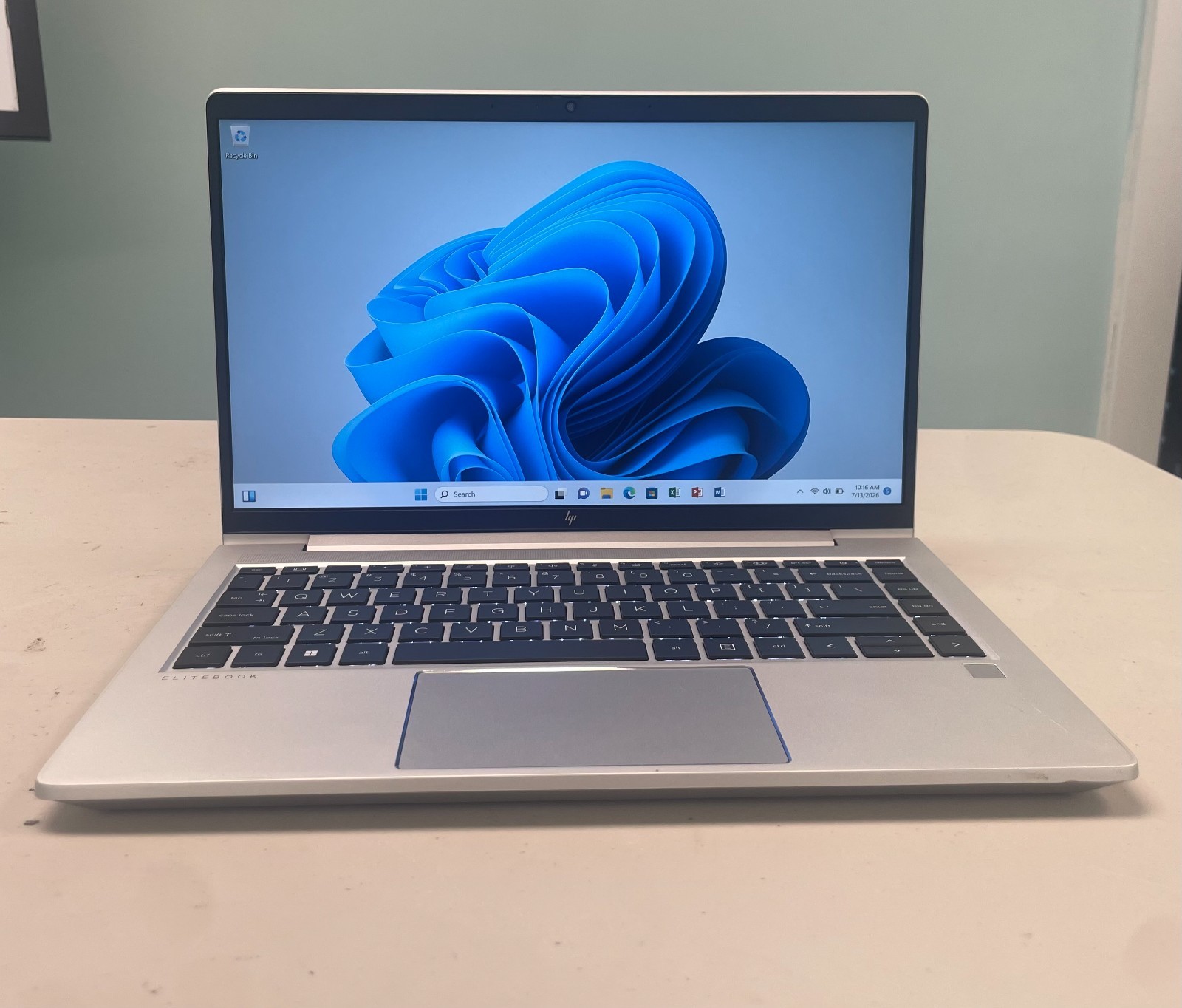 HP EliteBook 645 G9 14″ Laptop | AMD Ryzen 5 PRO | 512GB | 16GB | Windows 11 Pro