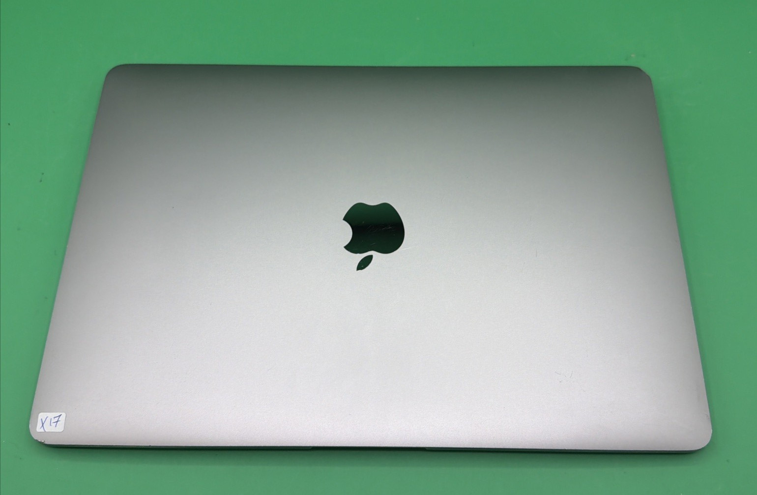 Apple MacBook Air 13″ A2337 2020 M1 16GB RAM 256GB SSD Tahoe